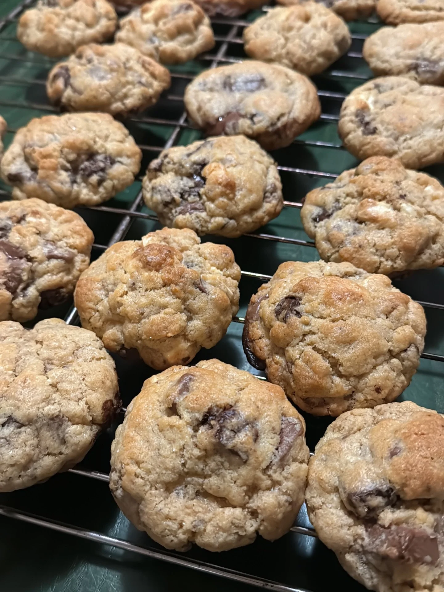 Next Sunday, march 22nd we&rsquo;ll be at @loveforthelocals at @de_volharding_haarlem from 11am - 5pm!

With our homemade cookies, granolas, brownies, sausage rolls and more! 

Swipe for a preview of our new granola packaging 👀