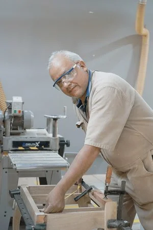 MAESTRO EDGAR CASTILLO.jpg