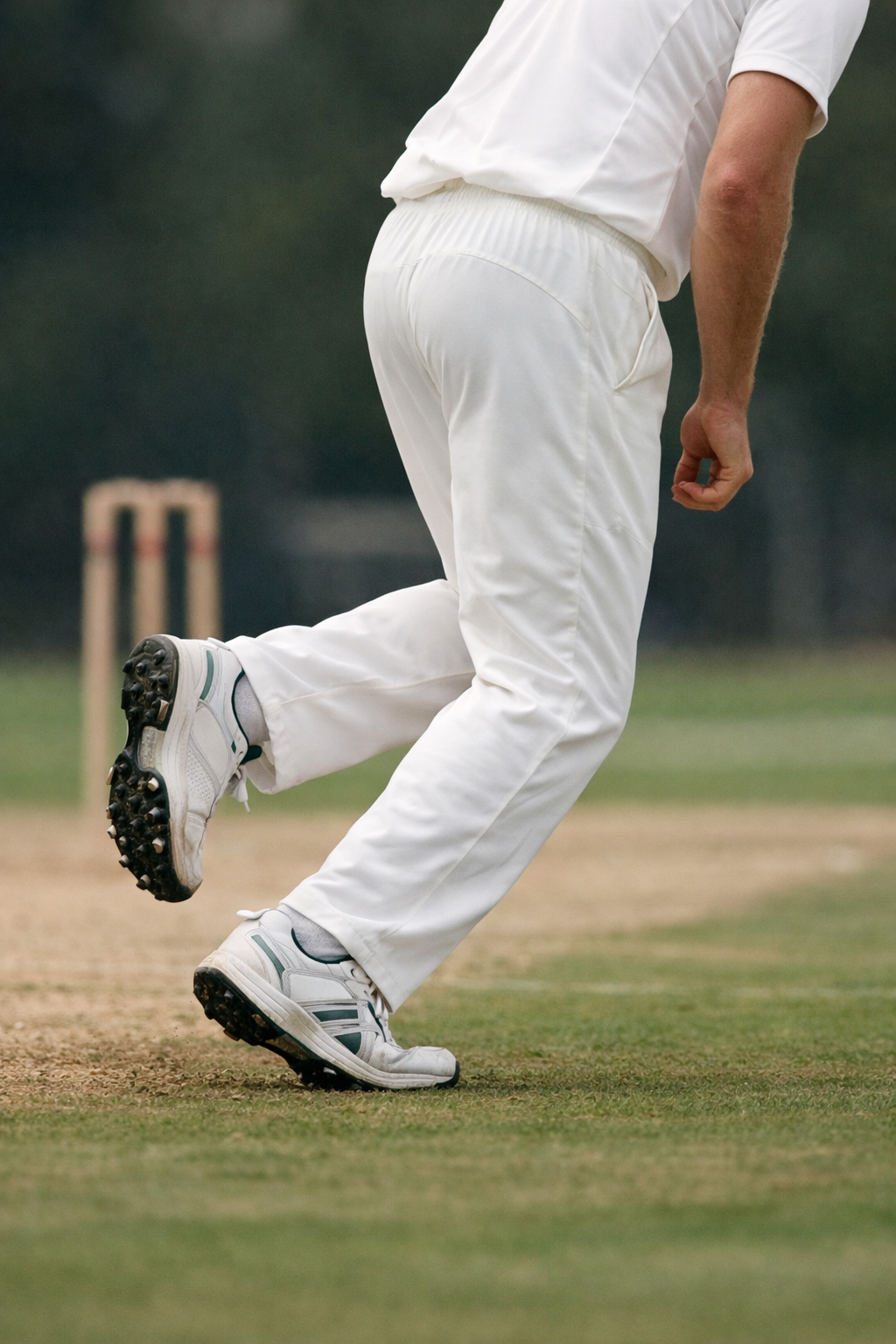 A Fast Bowler’s Knee: When the Problem Isn’t Injury, But Load Management