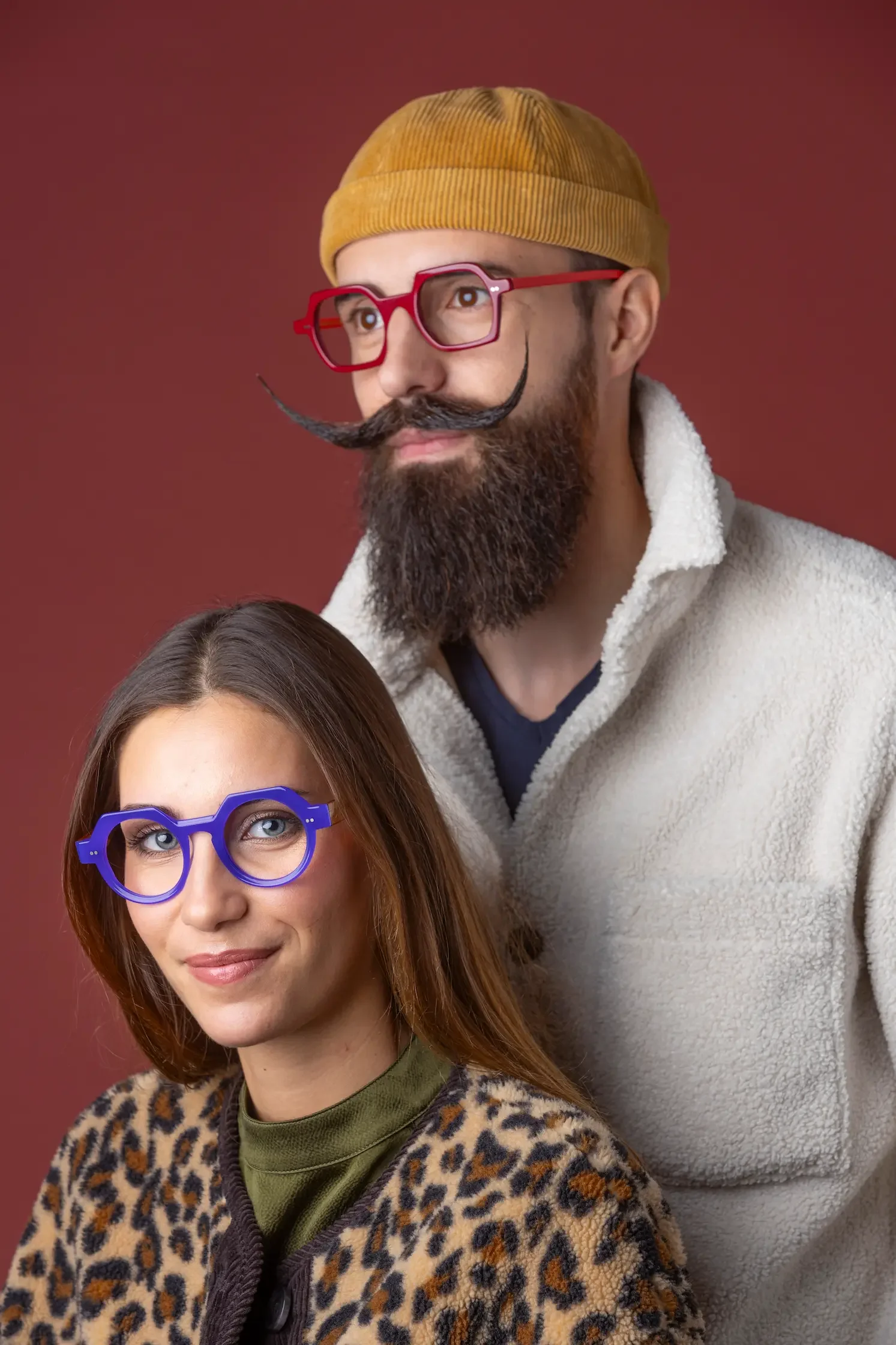 Osobitá kombinace: Levhartí vzor a výrazná geometrie | Vidím Pěkně