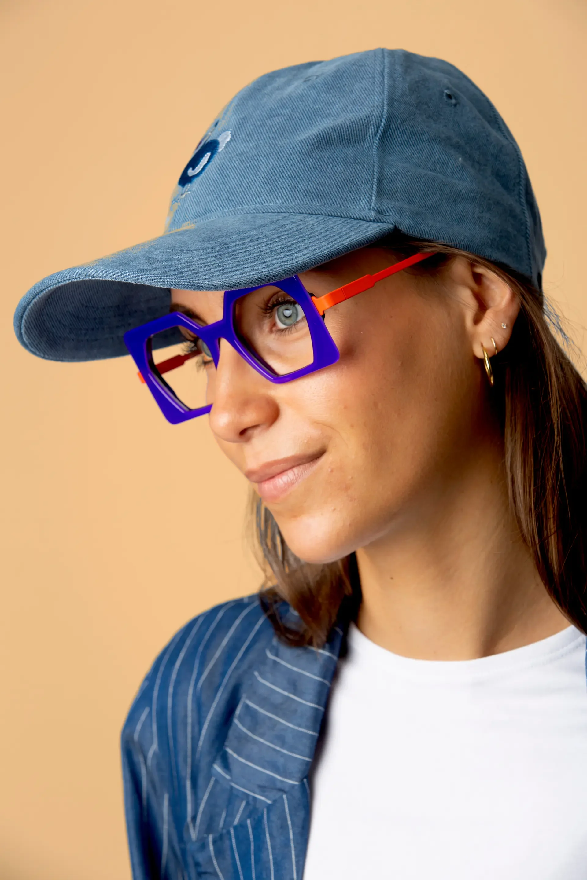 Unikátní čtvercový design: Fialová a oranžová | Sebevědomý styl | Vidím Pěkně