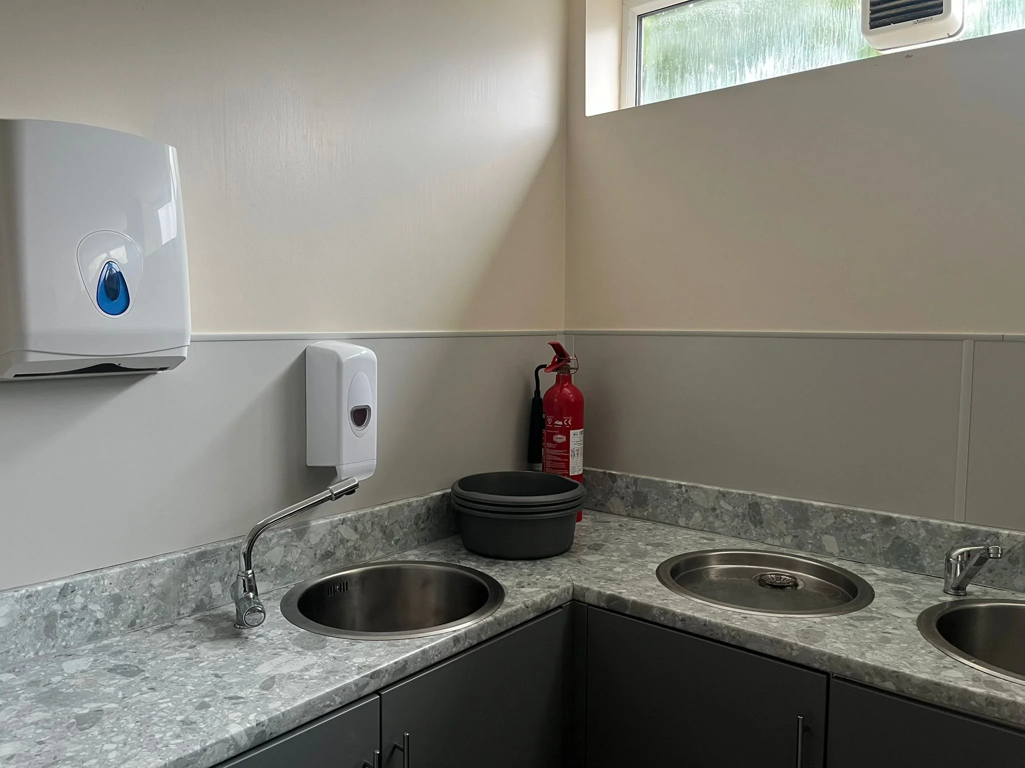 Sink area