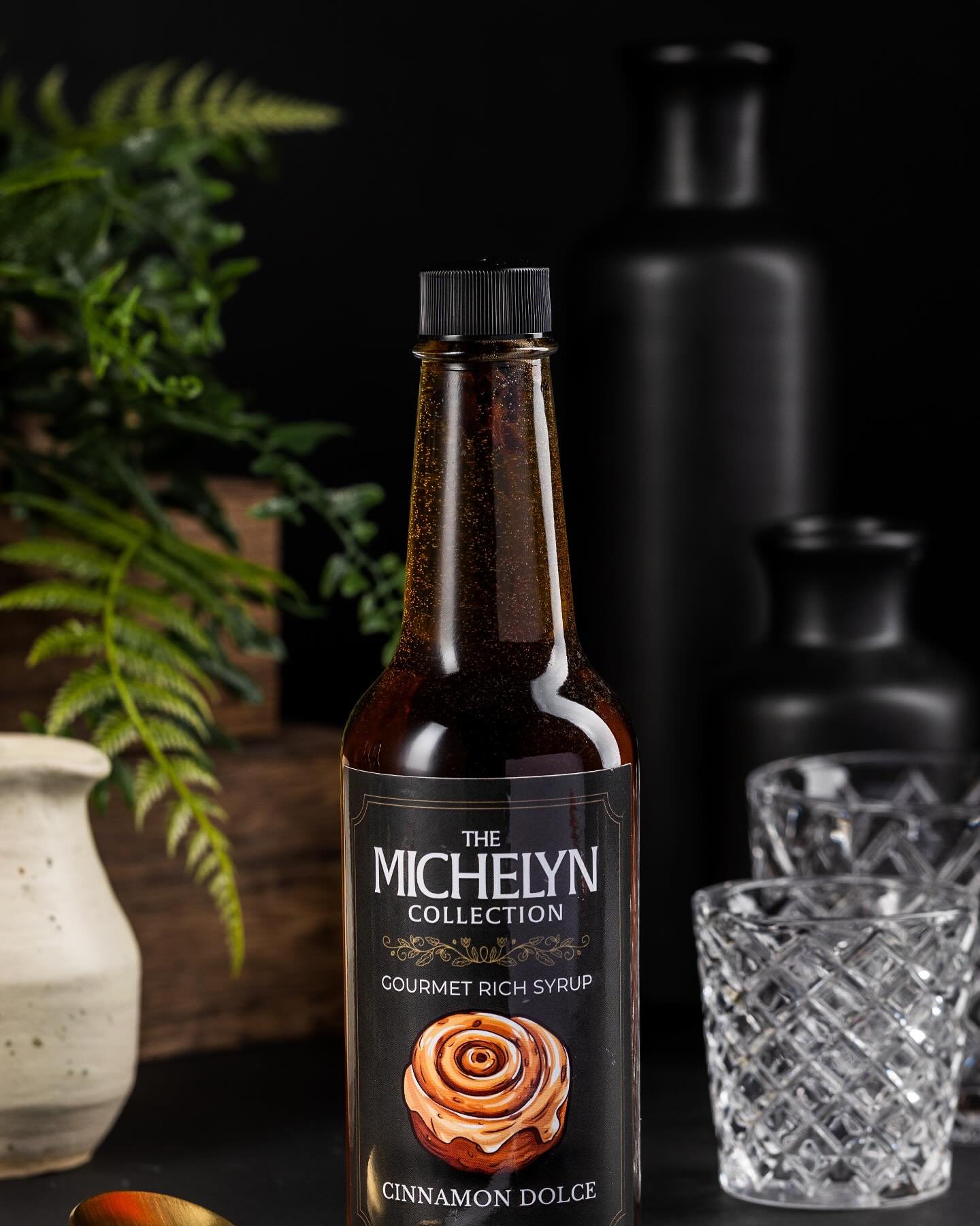 Cinnamon Dolce is like a warm embrace in a cup&mdash;sweetly spiced, with whispers of caramel and comfort. It&rsquo;s one of my most cherished favorites, turning quiet mornings into something tender and timeless. A love story steeped in every swirl. 