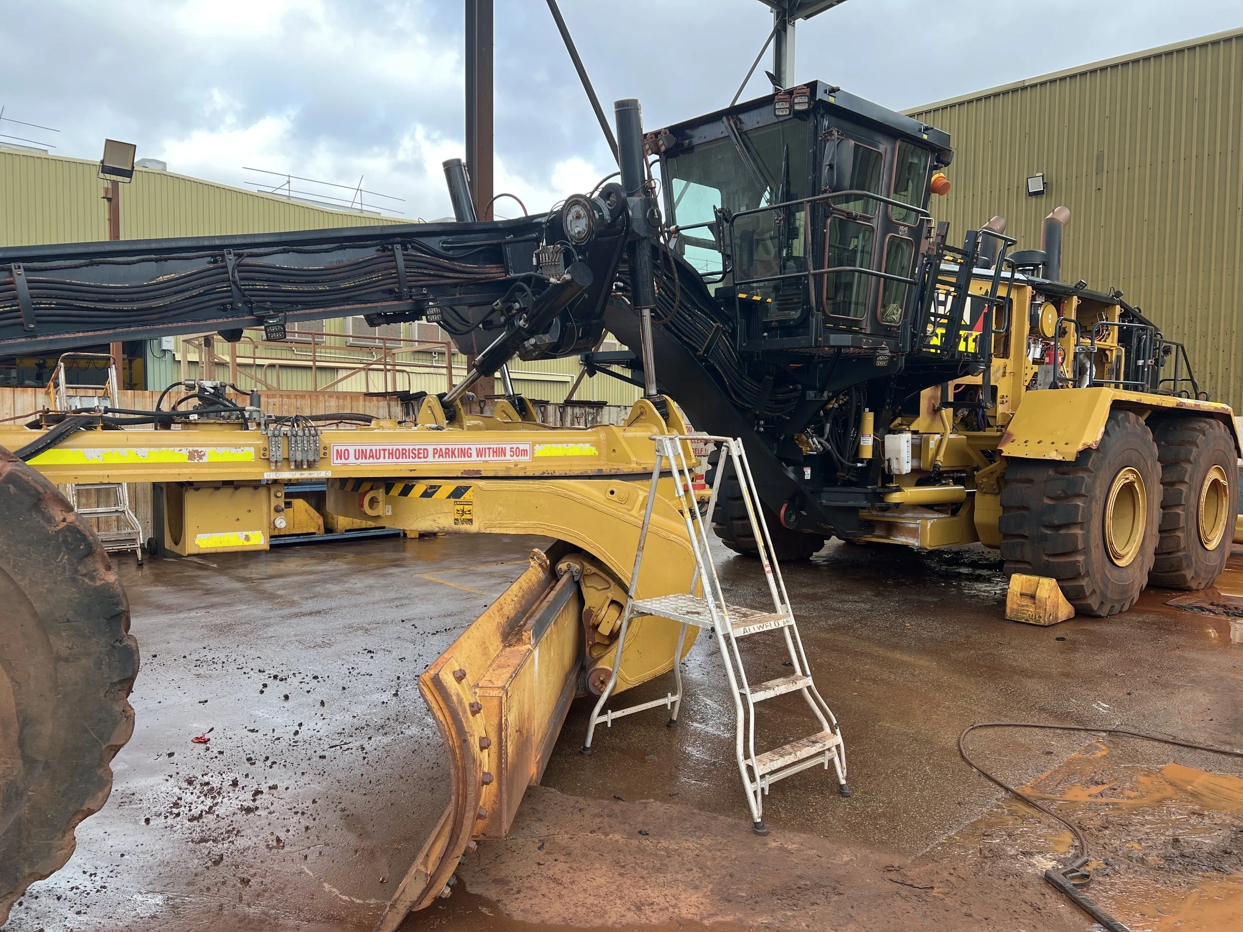 24M CAT Grader side view (After).jpg