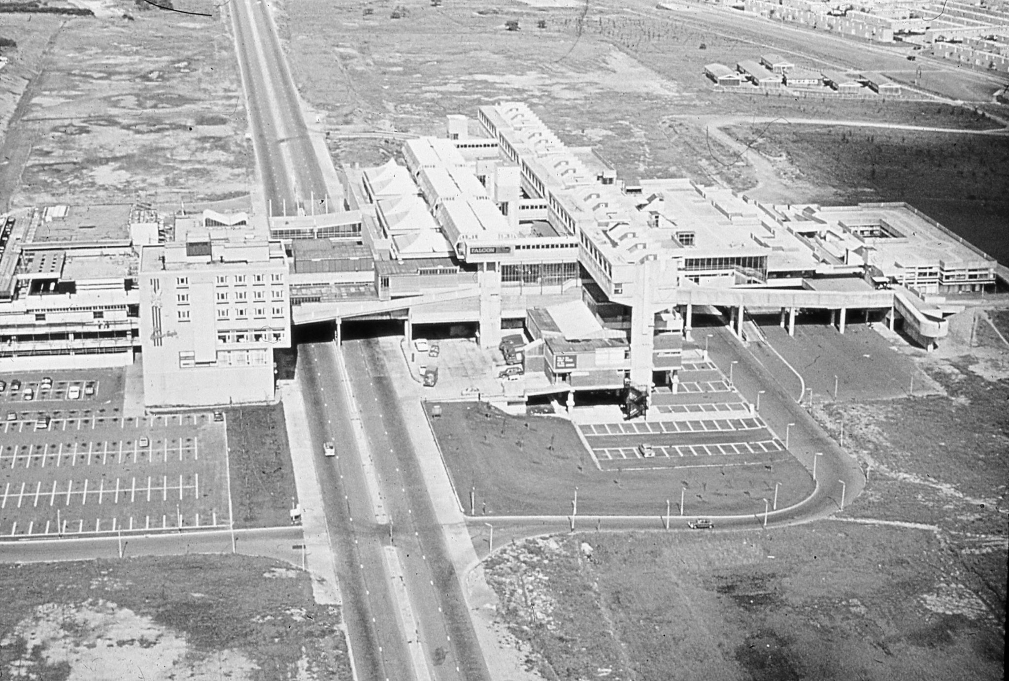 1 - Historic Aerial View of Cumbernauld Town Centre - JR James Archive CC copy.jpg