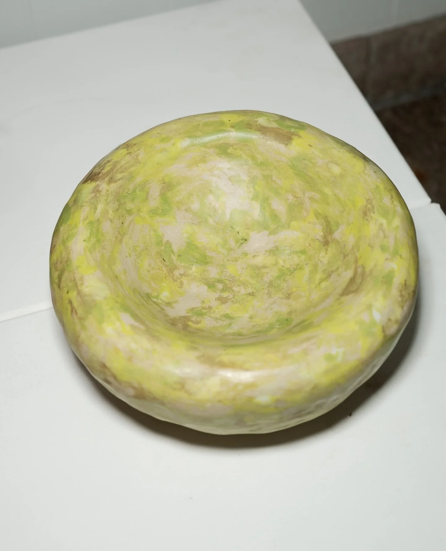 Light Green Vessel , for Galerie  @pick_up_julia_bidermann 

Polished Stoneware , 2025. 

📷 @melemis 

#parisdesignweek #parisdesignweek2025 #pickupartjuliabidermann #juliabidermann #pickupart #camilleromagnani #nicolasmelemis #marievictoirewinckler