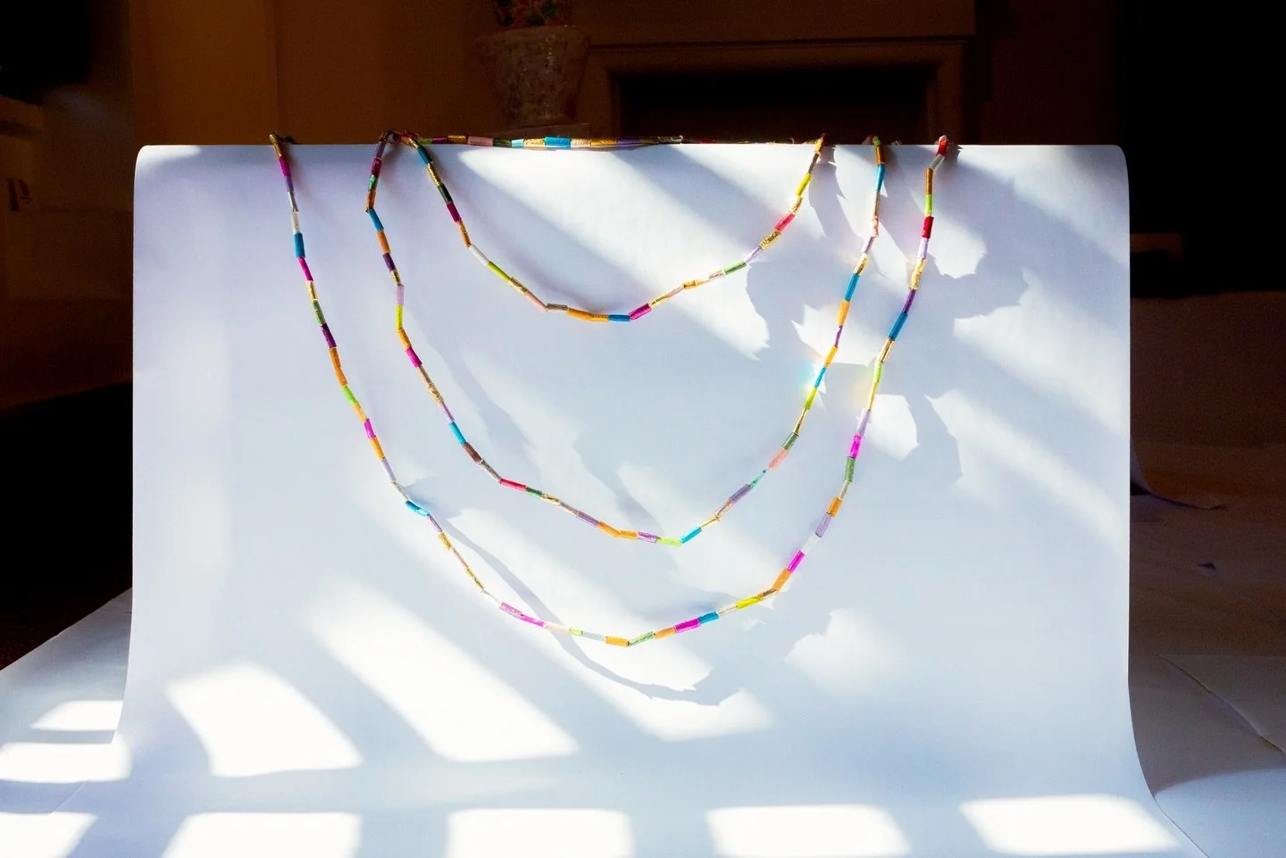 🅕🅘🅡🅔 🅝🅔🅒🅚🅛🅐🅒🅔 
🔥 &Kappa;&omicron;&lambda;&iota;έ &tau;&eta;&sigmaf; &Phi;&omega;&tau;&iota;ά&sigmaf; 🚬

Cigarettes foraged on Zephyros beach, paint.
/ &Tau;&sigma;&iota;&gamma;ά&rho;&alpha; &pi;&omicron;&upsilon; &sigma;&upsilon;&lambda