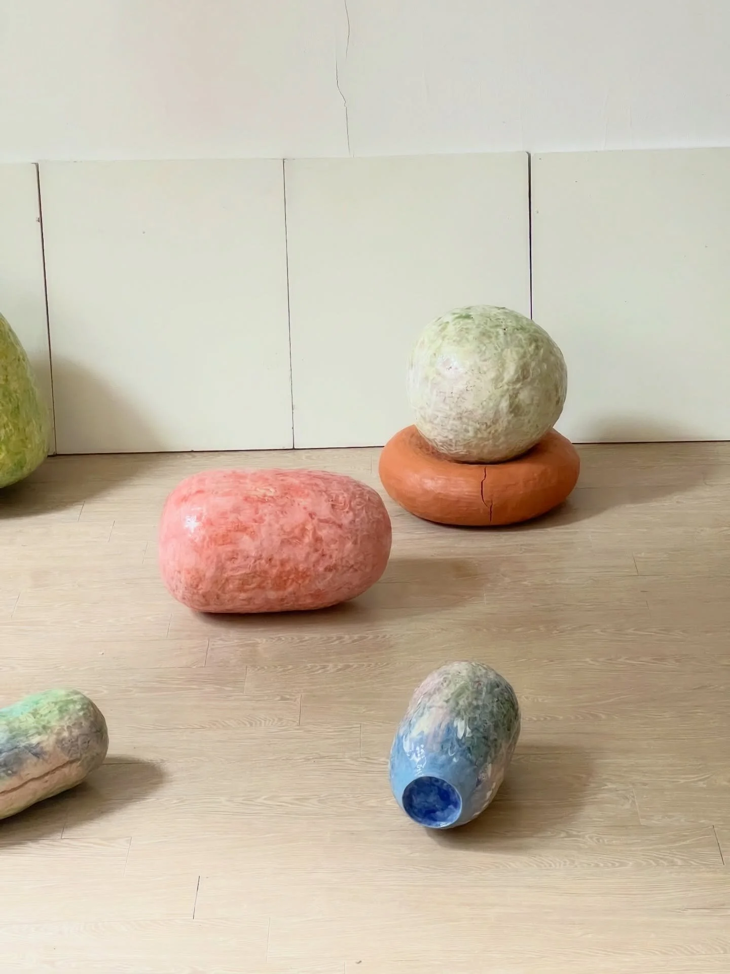 ~ 𝟷𝟸 𝓂𝑜𝓇𝑒 𝓂𝑜𝓃𝓉𝒽𝓈 𝓌𝑜𝓇𝓀𝒾𝓃𝑔 𝑜𝓃 𝓈𝑒𝑒𝒹𝓈 ~

.
.
.
 
#sculpture art  #ceramiquecontemporaine camilleromagnani #ceramicsculpture contemporarysculpture lesgraines totoro miyazaki #seeds graines #installation artinstallation ceramicins