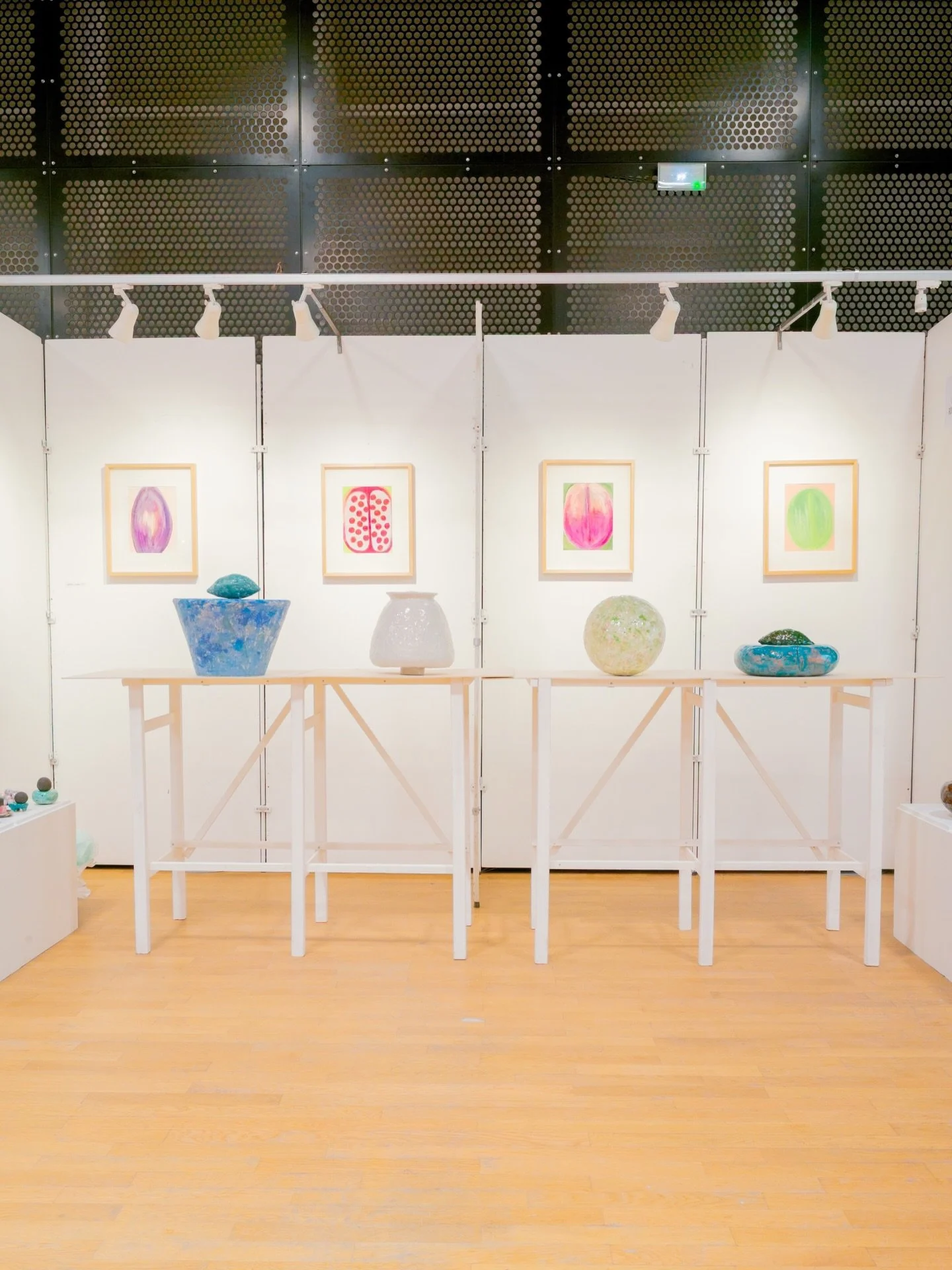 Merci @festival.de.ceramique.paris11 pour ce moment de partage 🫶 C&rsquo;&eacute;tait un plaisir de retrouver les passionn&eacute;s de la c&eacute;ramique , et de faire de nouvelles rencontres . Merci &agrave; toute l&rsquo;&eacute;quipe organisatri