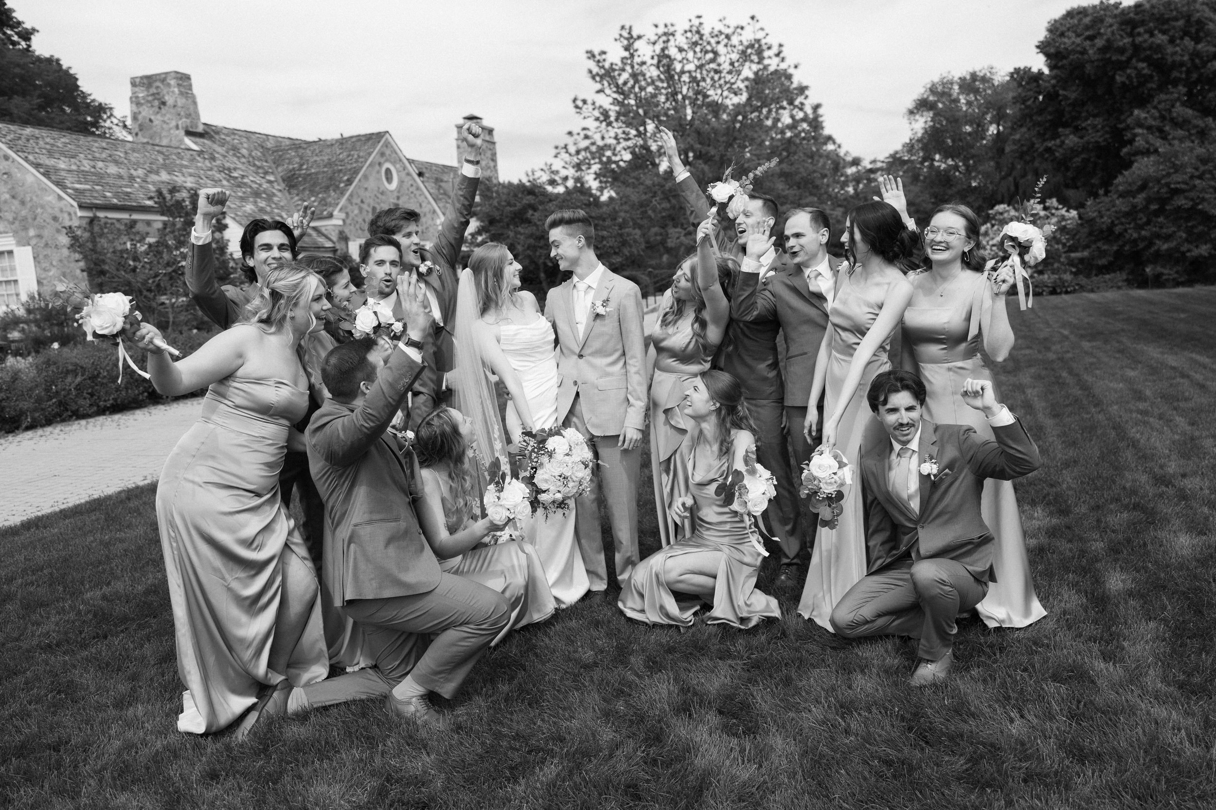 ALEESHALORYPHOTO-VRANEYSNEAK40.jpg