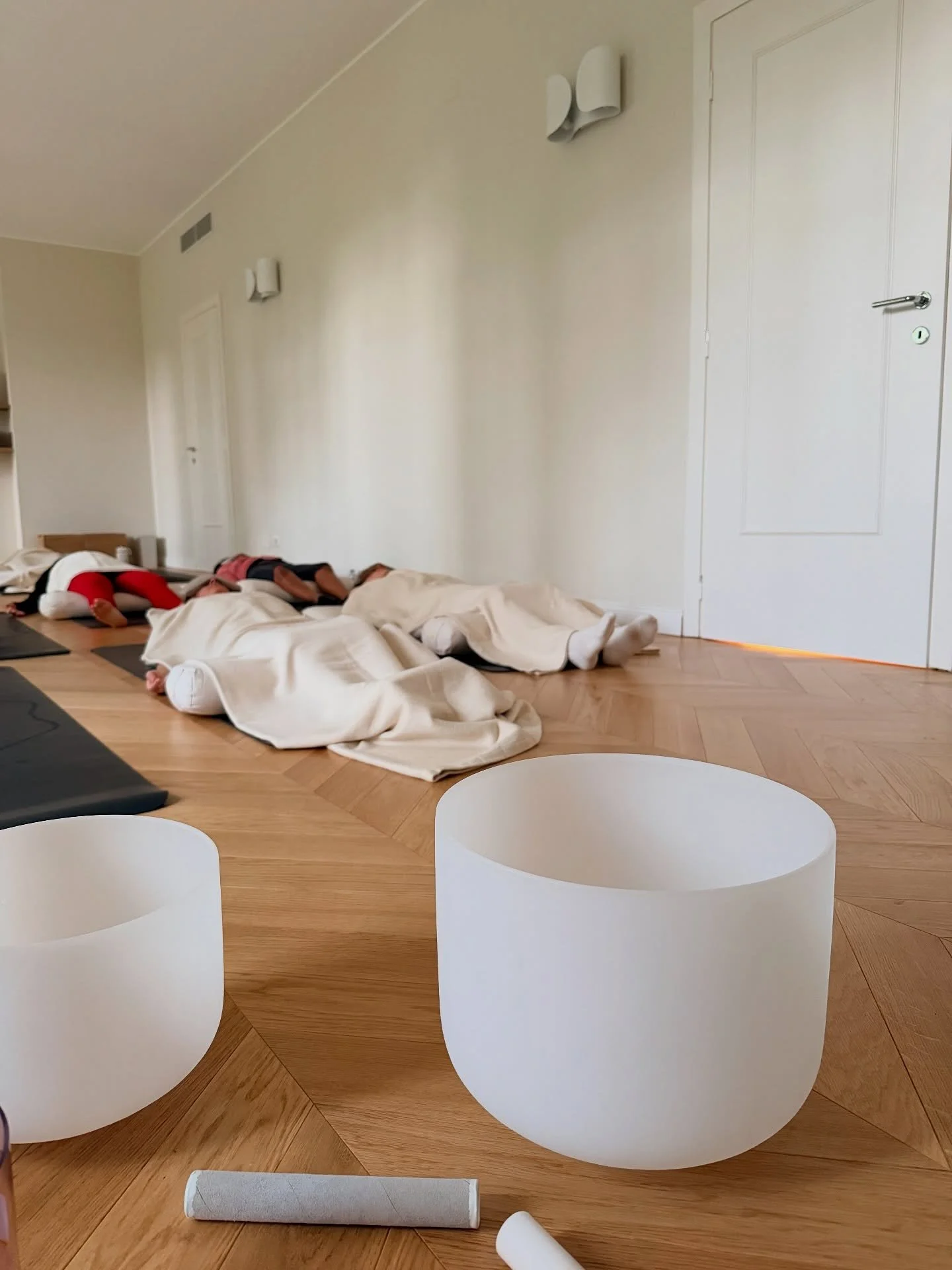 Una pratica di Yin Yoga accompagnata dal suono delle campane di cristallo, guidata da @_camiblue 
A seguire, Matcha Cerimony con @matchalove_ryoko 
Grazie a chi ha partecipato 🙏🏼