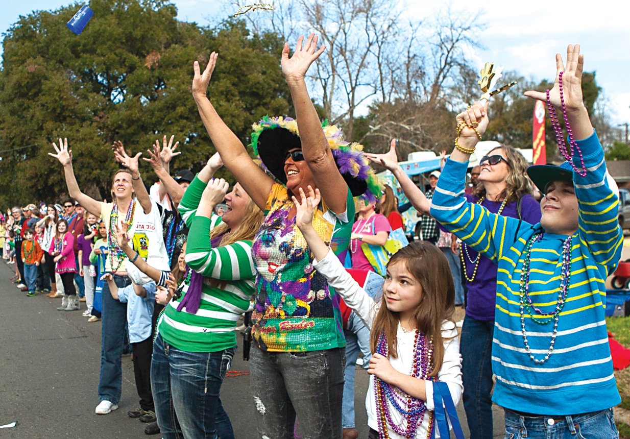 Krewe-of-Highland-Mardis-Gras-Parade_0d19bc0c-5056-a36a-0966053ec080d748.jpg