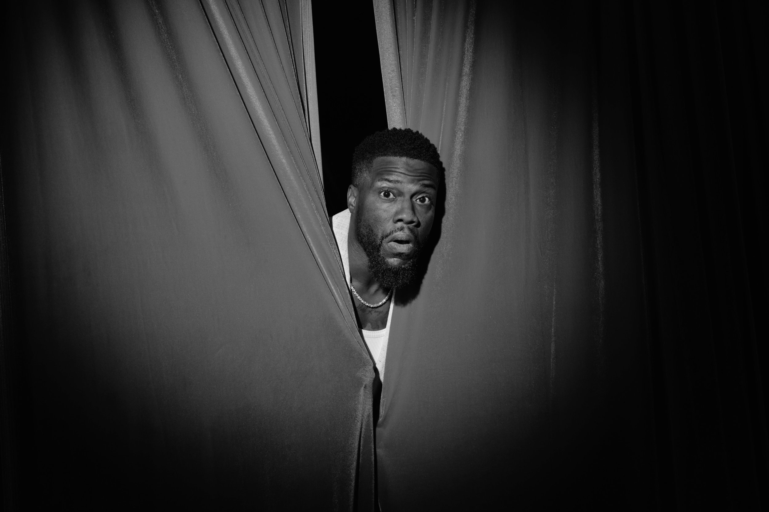06-Kevin-Hart-Experience-Icons-Airbnb-Credit-Bethany-Mollenkof.JPEG