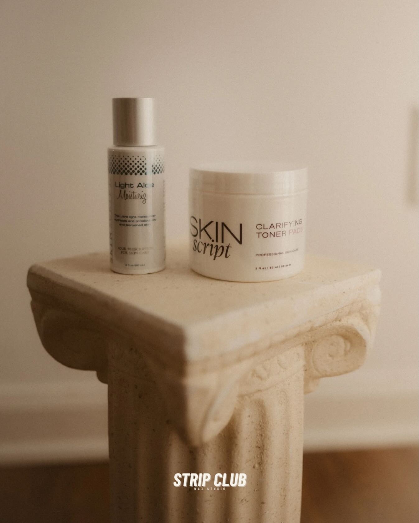 A solid aftercare routine is what keeps your skin smooth &amp; blemish free between appointments! 💡 

Here&rsquo;s what I recommend for maintaining your results &amp; prepping for your next wax:

⭐️ Light Aloe Moisturizer - a lightweight hydrator th