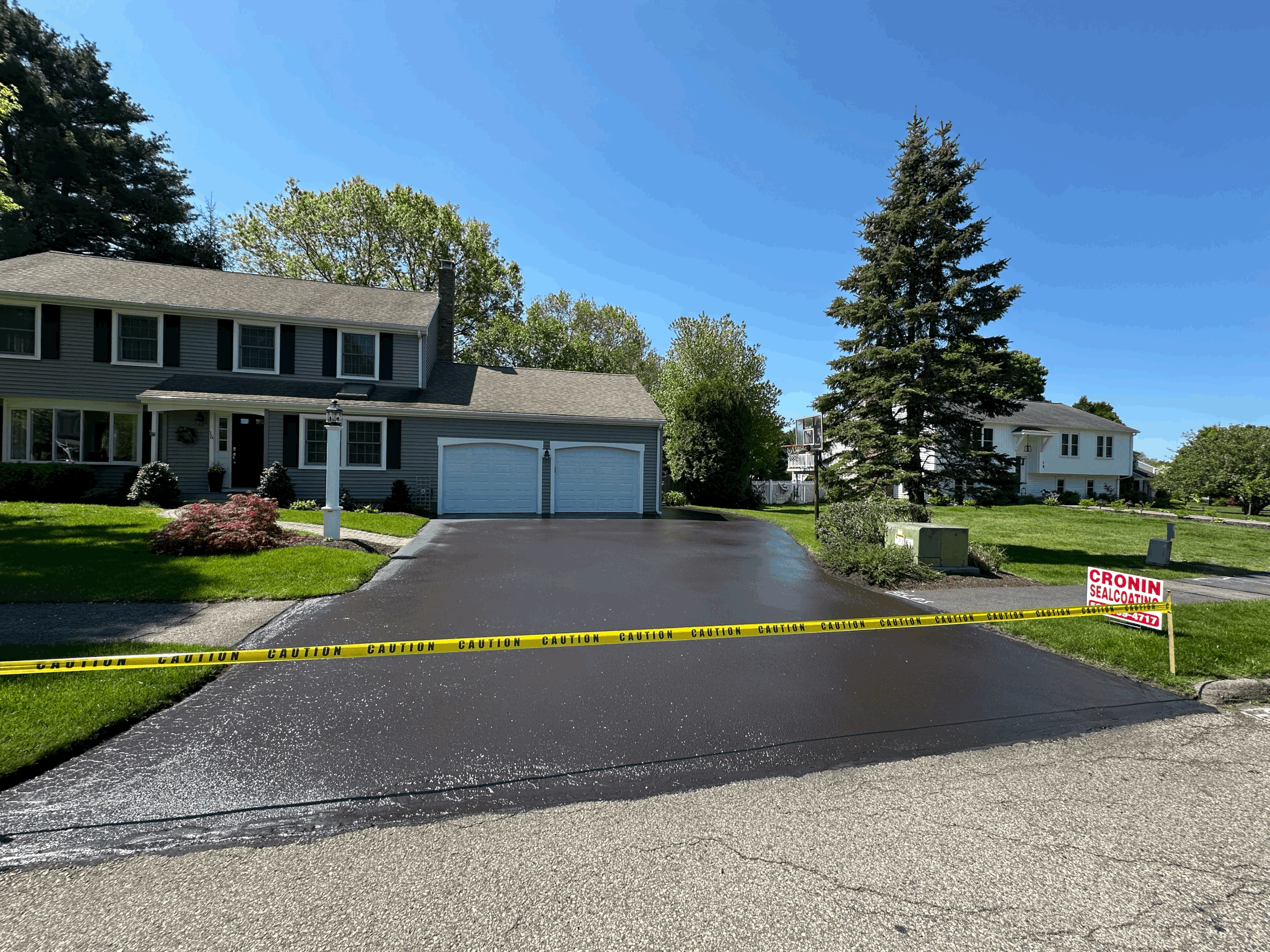 Why Sealcoating Your Driveway is a Smart Investment