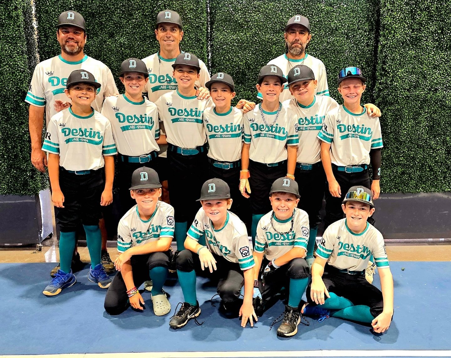 Good luck in the District 1 tournament to our @destin_little_league 10U All Stars! 🌟⚾️🩵 We are proud to have 7 Knights players on this squad! ⚔️🩷
