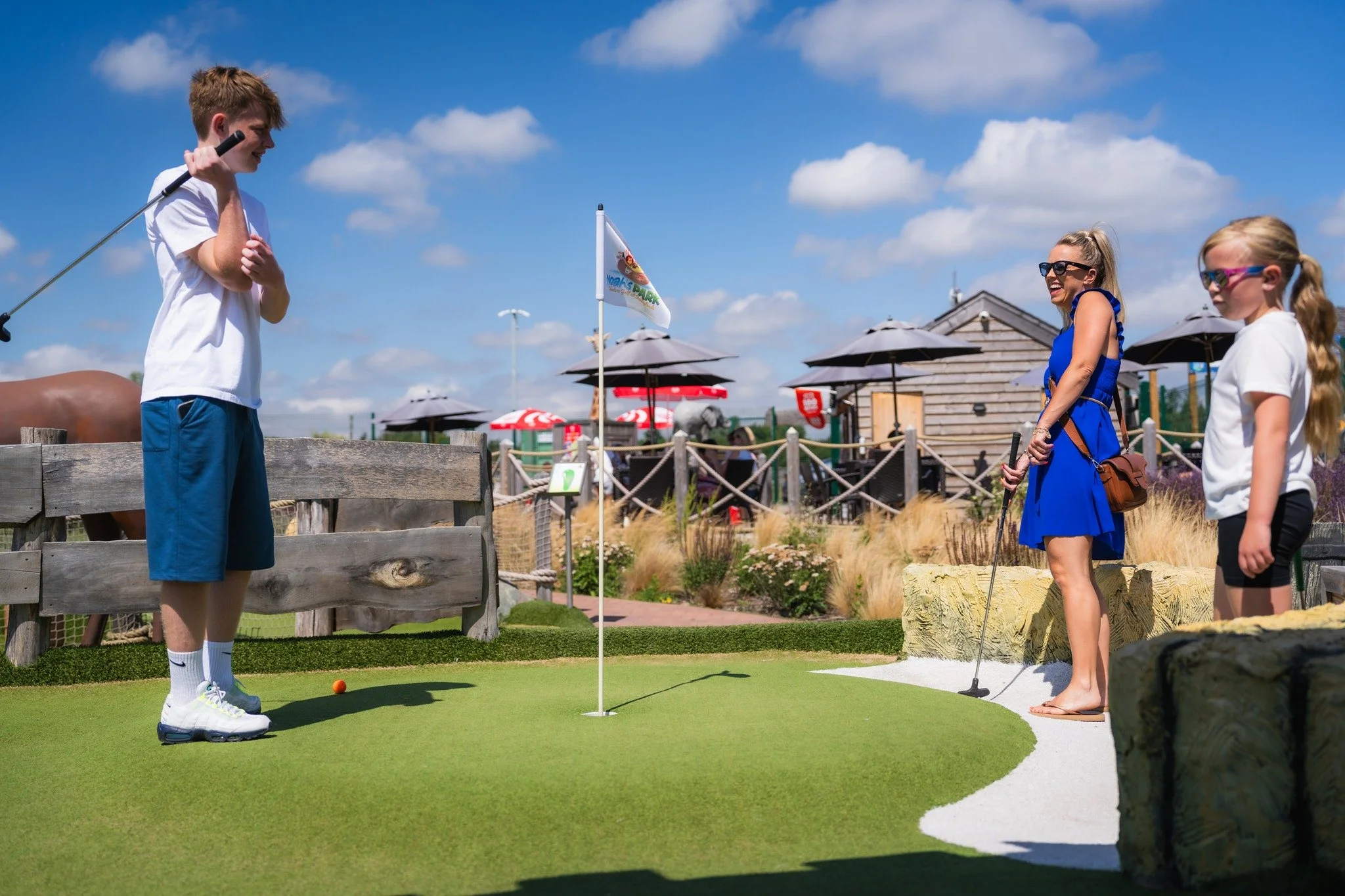 🗺️ Mini golf, but make it an adventure. Every corner has a surprise.
👉 Visit us this week

#noahspark #noahsparkadventuregolf #adventuregolf #minigolf #FamilyFun #dayout #thingstodo #essexdaysout #chelmsford #barleylands #weekendplans #funforall #b