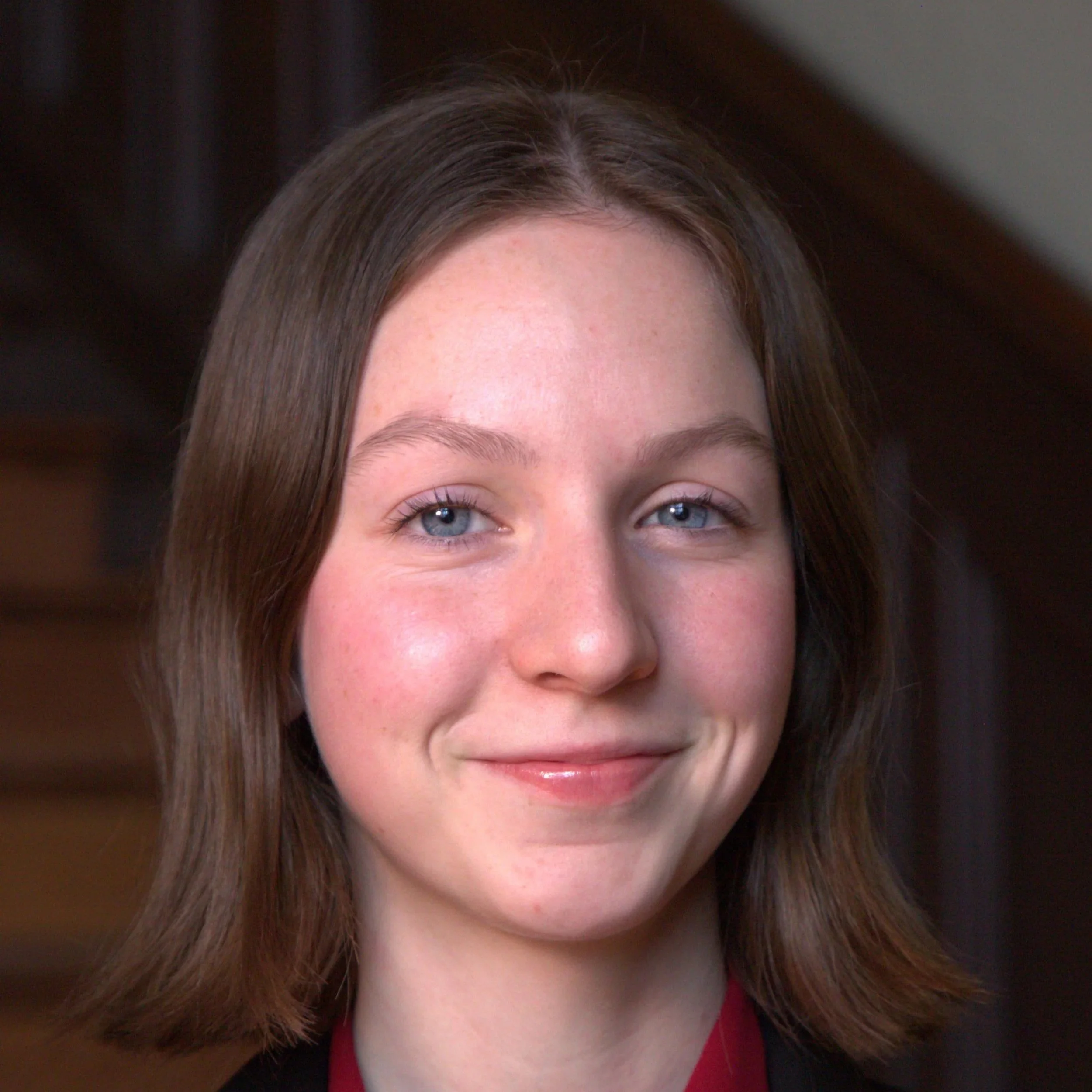Headshot - Ella Fast.jpg
