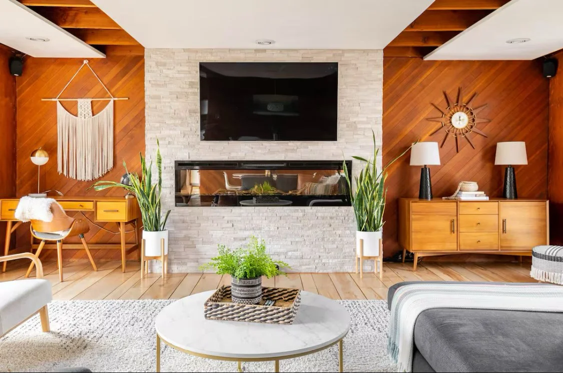 Pet Friendly Frank Lloyd Wright Inspired Stay in Wernersville, PA