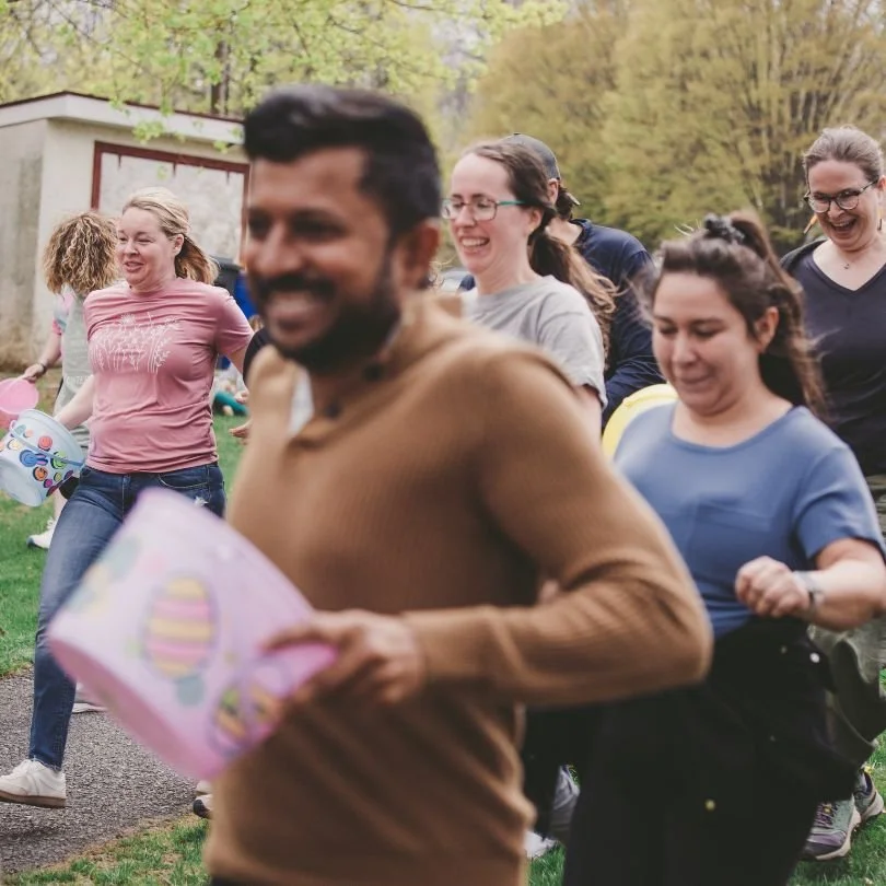 Community members participate in a festive outdoor fundraiser hosted by Calla’s Critter Rescue, celebrating animals, volunteers, and local support in Pennsylvania.
