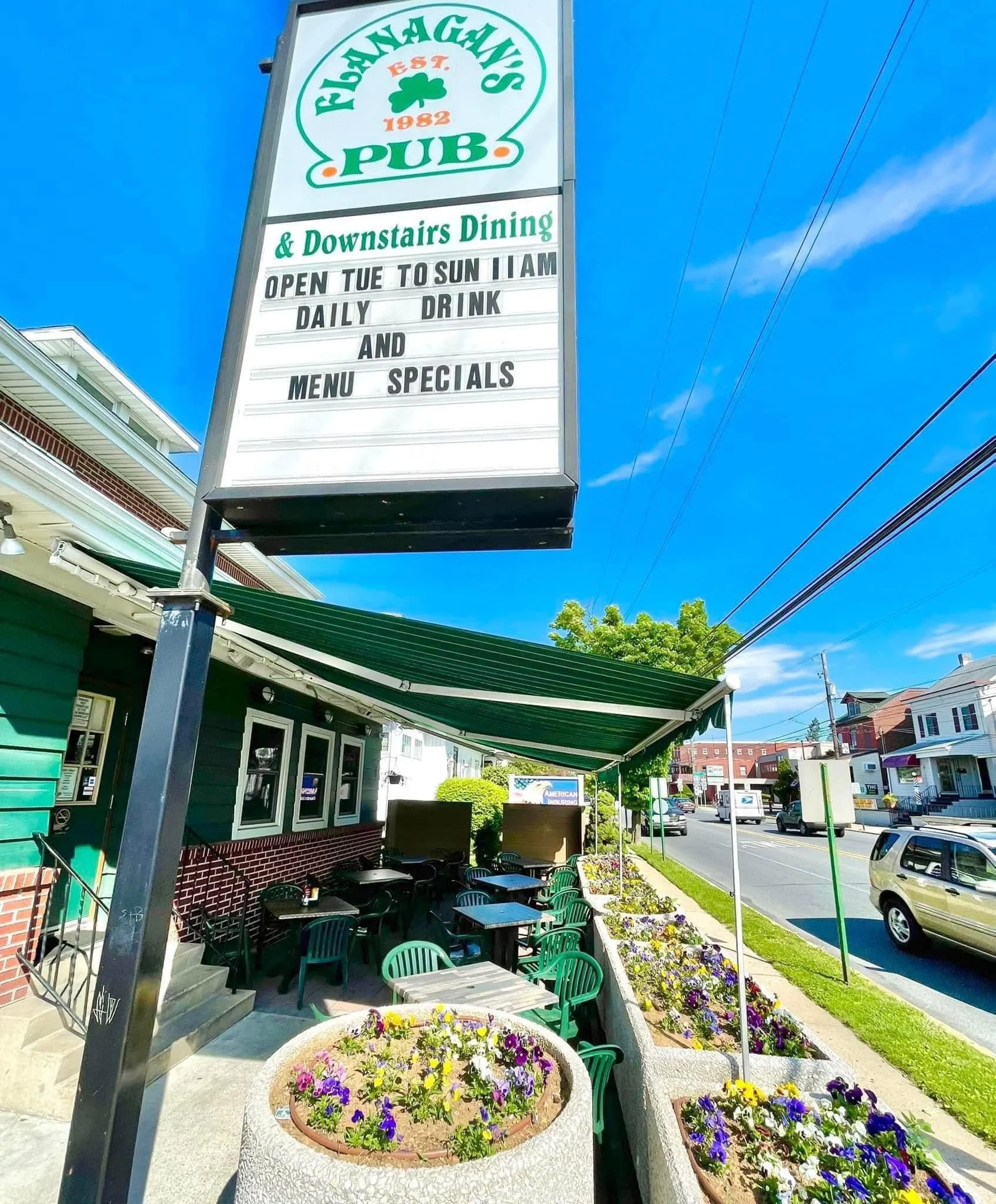 Pints, Paws & Prizes: Flanagan’s Pub Hosts Fundraiser for ARL of Berks County!