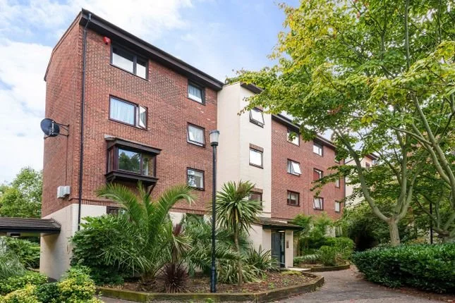 Residential building managed by temphis