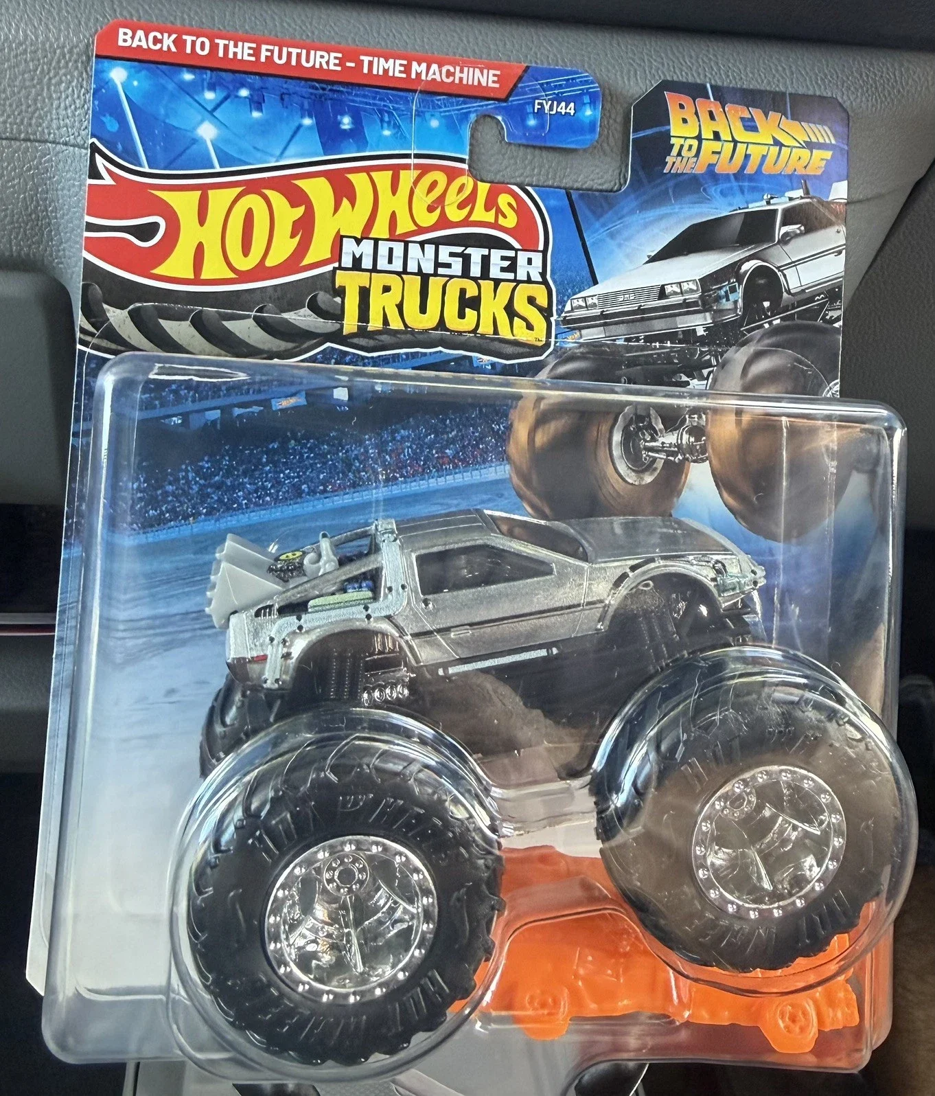 Hot Wheels Monster Trucks – Back to the Future Time Machine