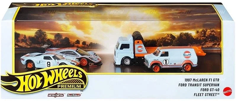 Hot Wheels Premium Diorama Set – Gulf Racing Collection