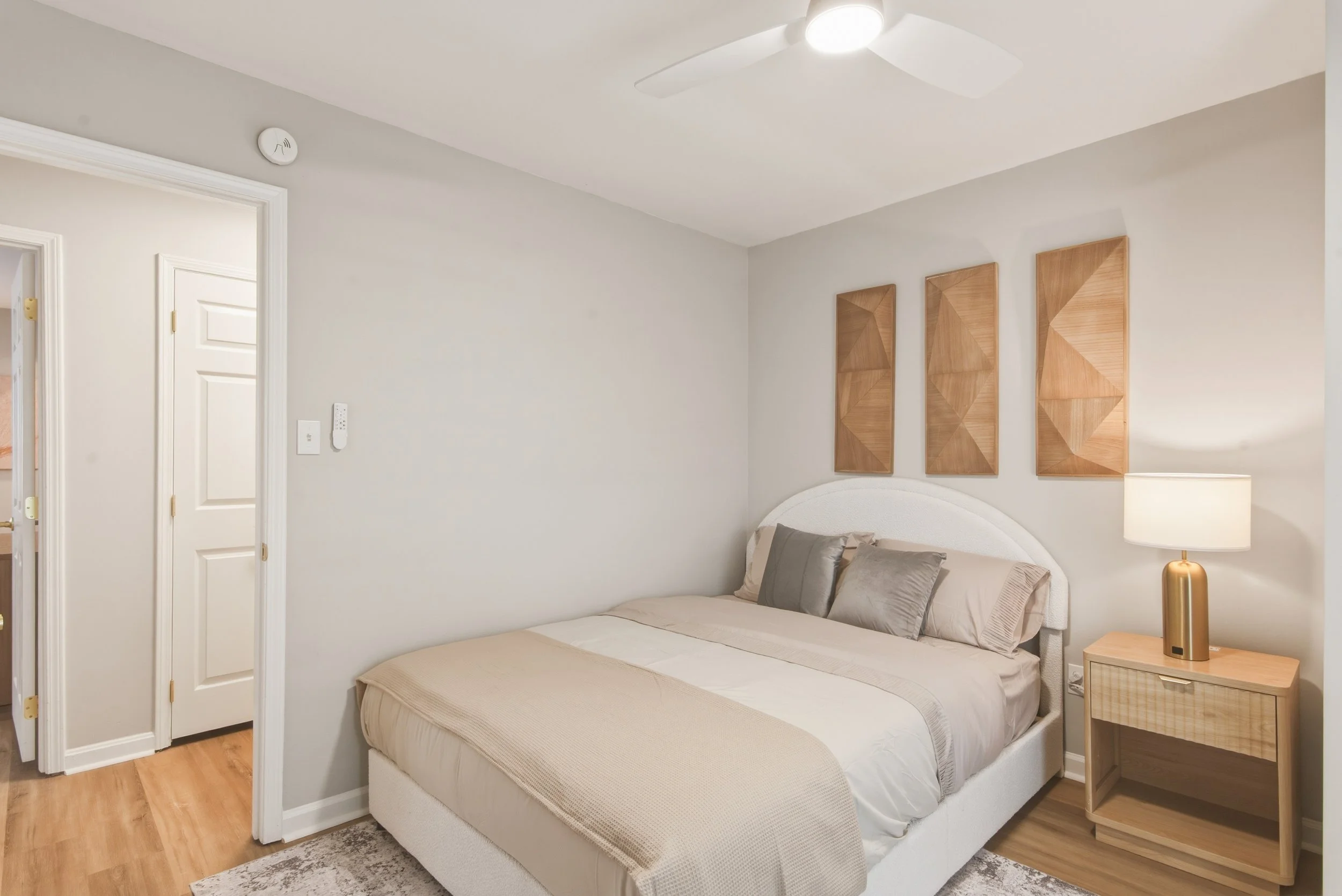 114_Brass_Oak-11.jpg