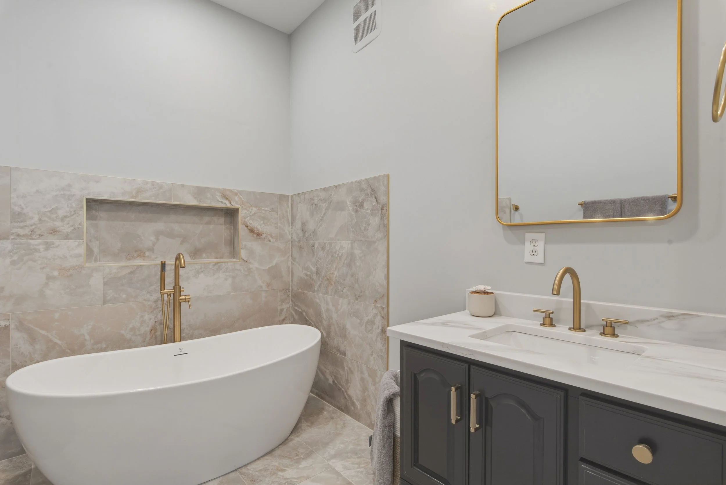 114_Brass_Oak-39.jpg