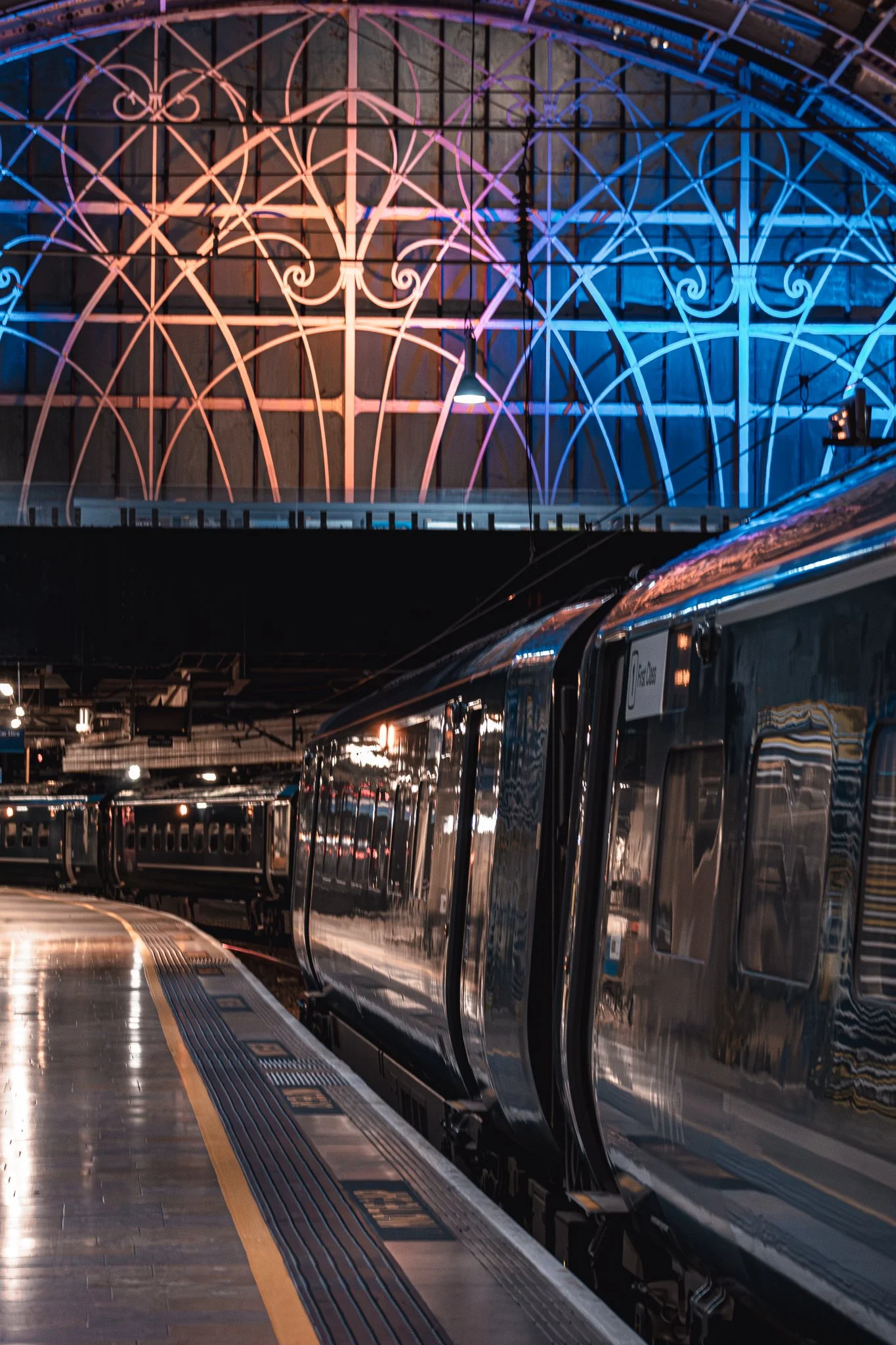 Paddington wallpaper.jpg