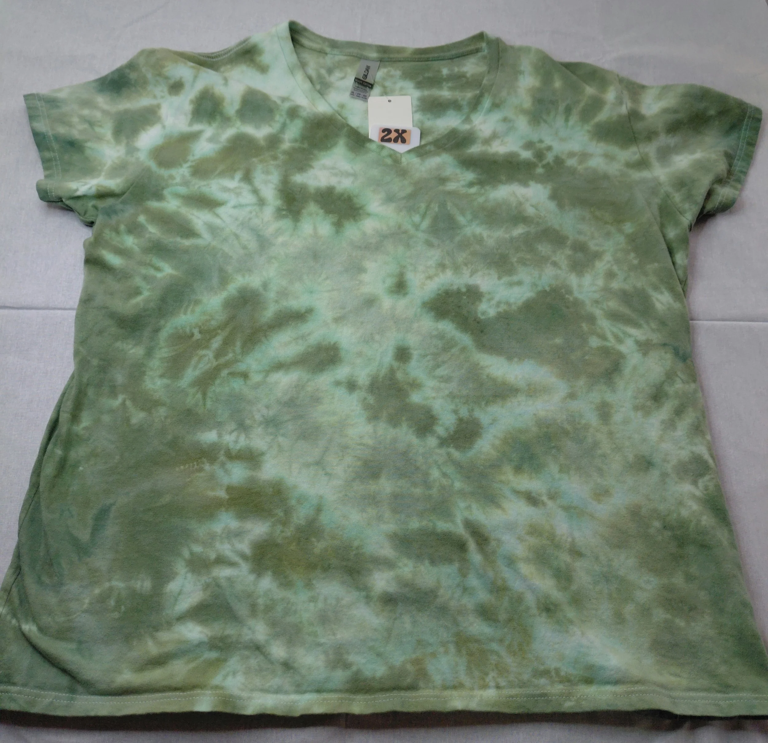 Moss Drift V-Neck Tee | Women’s Size 2X
