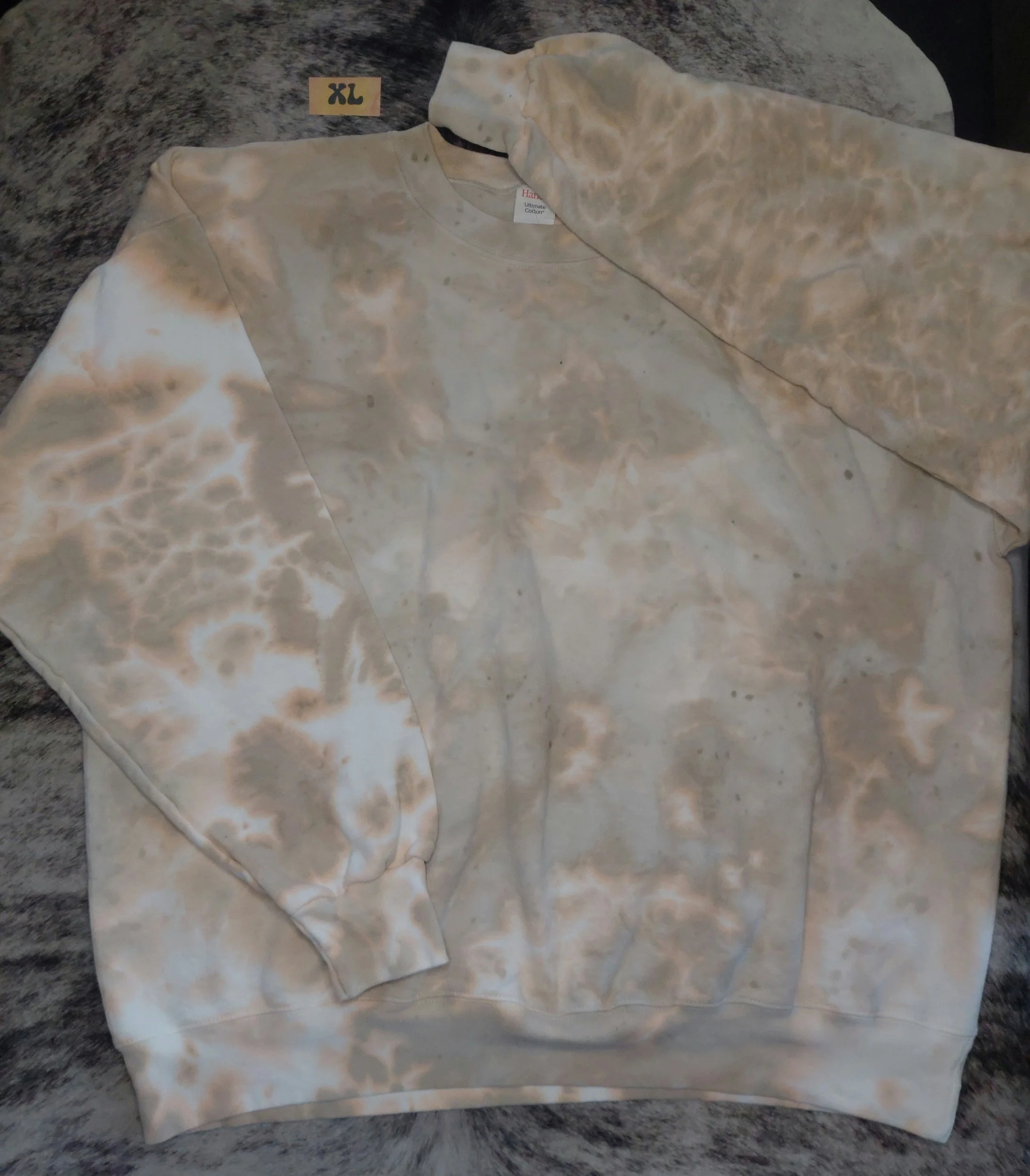 XL crew sweatshirt tan