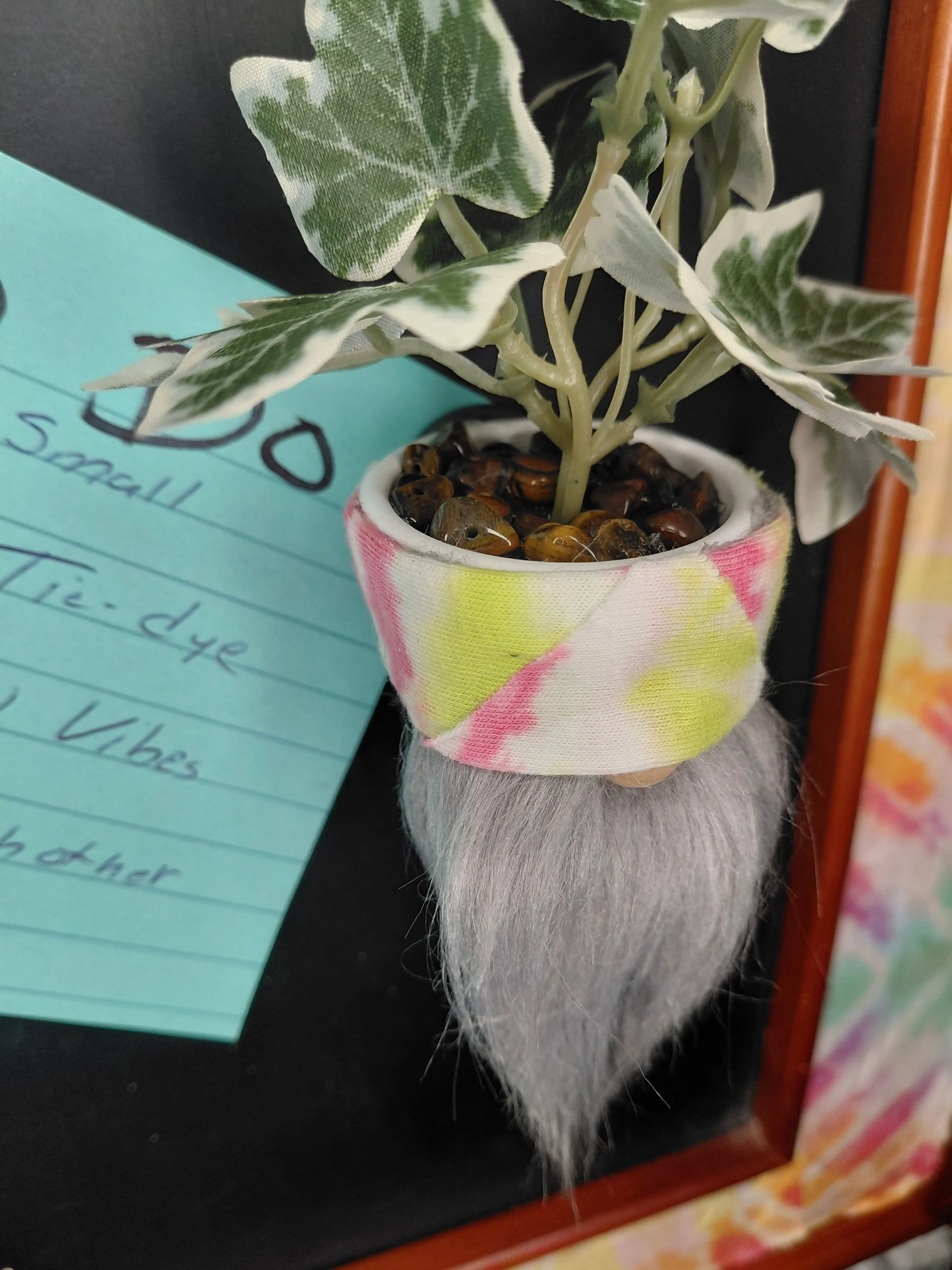 Holiday Faux Plant Gnome Magnet – Handcrafted Mini Gnome with Faux Greenery & Tiger’s Eye Accent