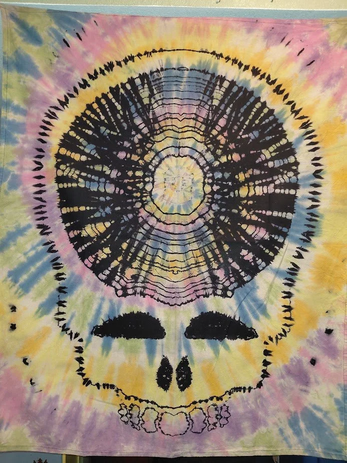 Ripple Skullbind – Tier II Deadhead Dreamweave Psychedelic Skull Tapestry