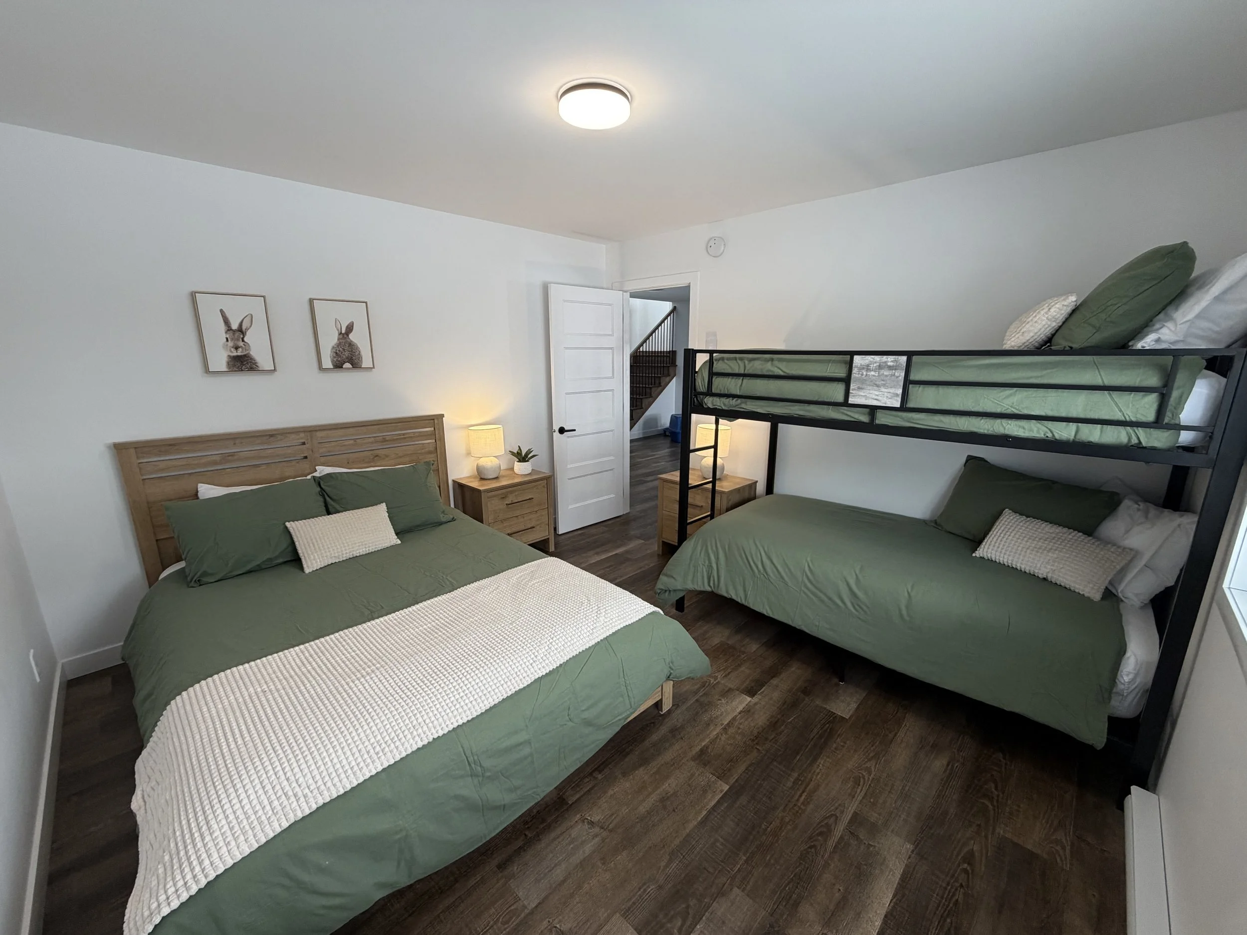 Chambre 2, Hors-piste