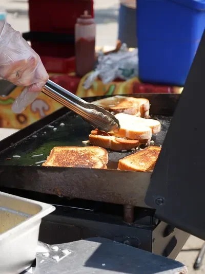 Lakeshore Village Grilled Cheese Festival