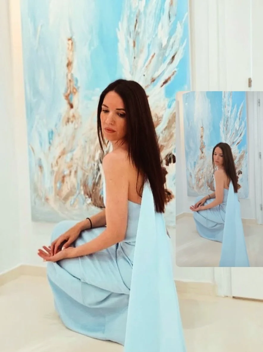 Pure lines. Soft tones. Contemporary presence.
Celestial Glow Gallery embodies the harmony of art and space, offering an experience where elegance meets modern expression.

📍 Celestial Glow Gallery &ndash; Santorini

#CelestialGlow #ContemporaryArt 