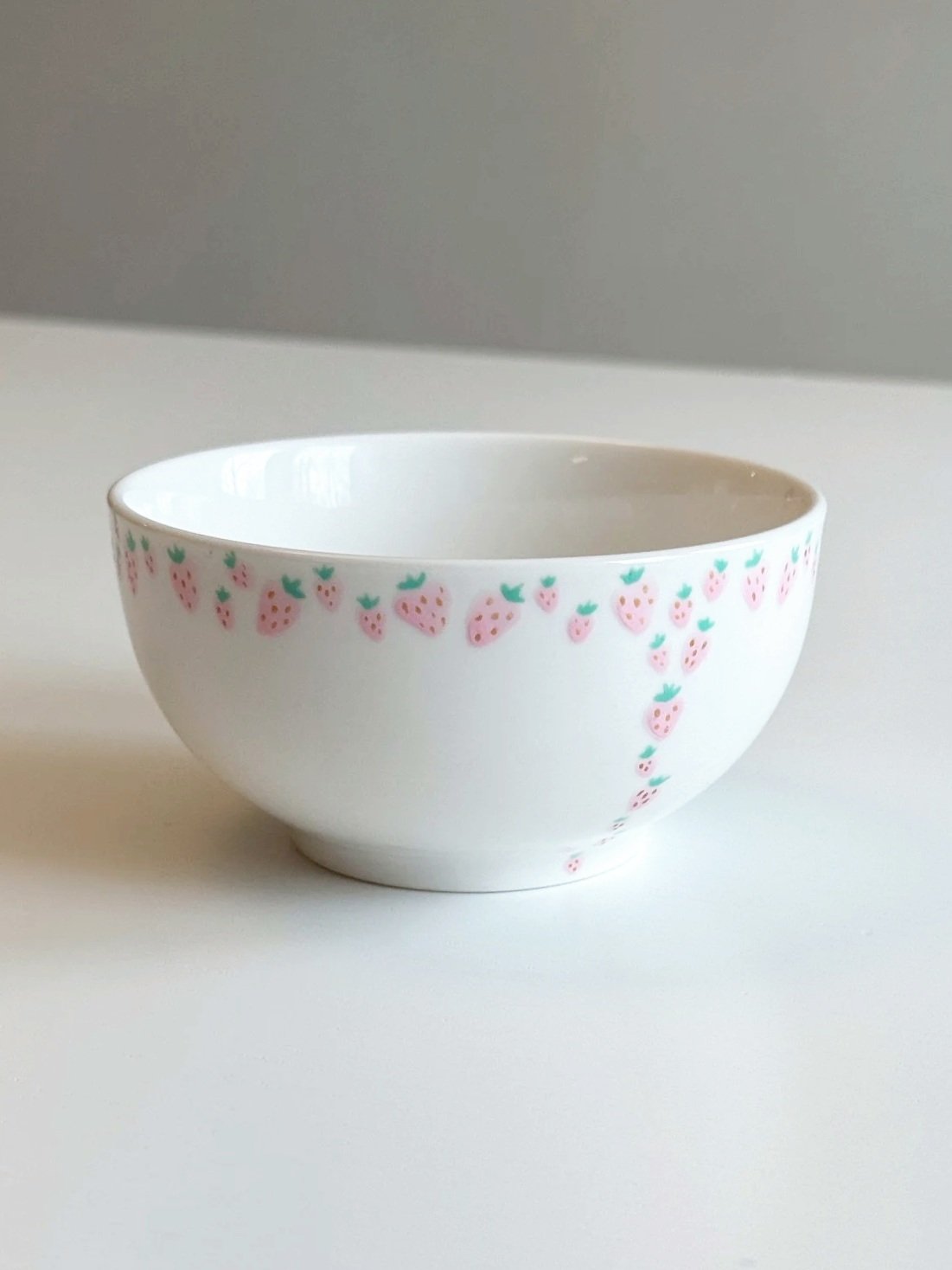 pink strawberry trail | mini bowl