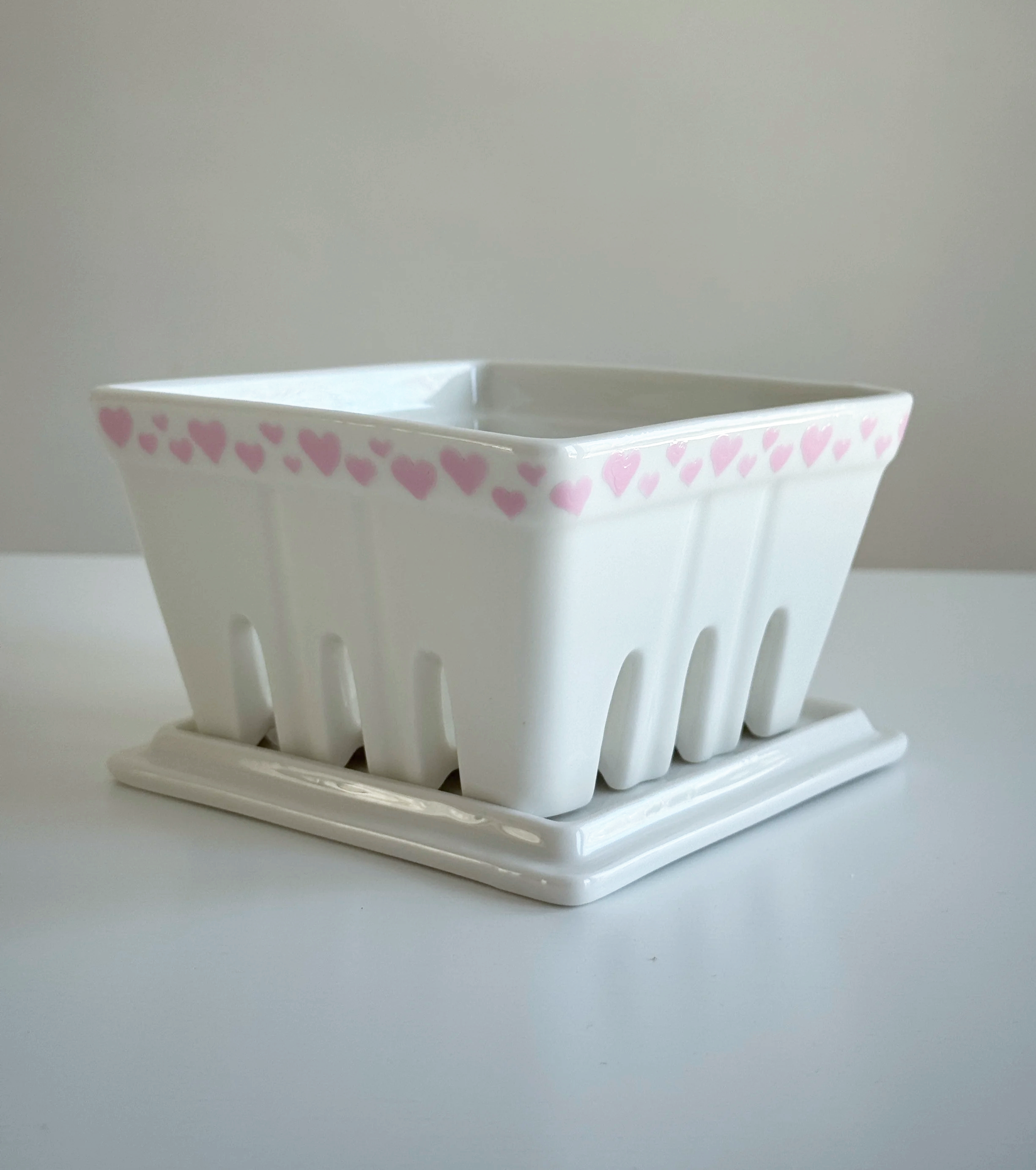 custom order | berry basket with lid/tray [SOLD OUT]