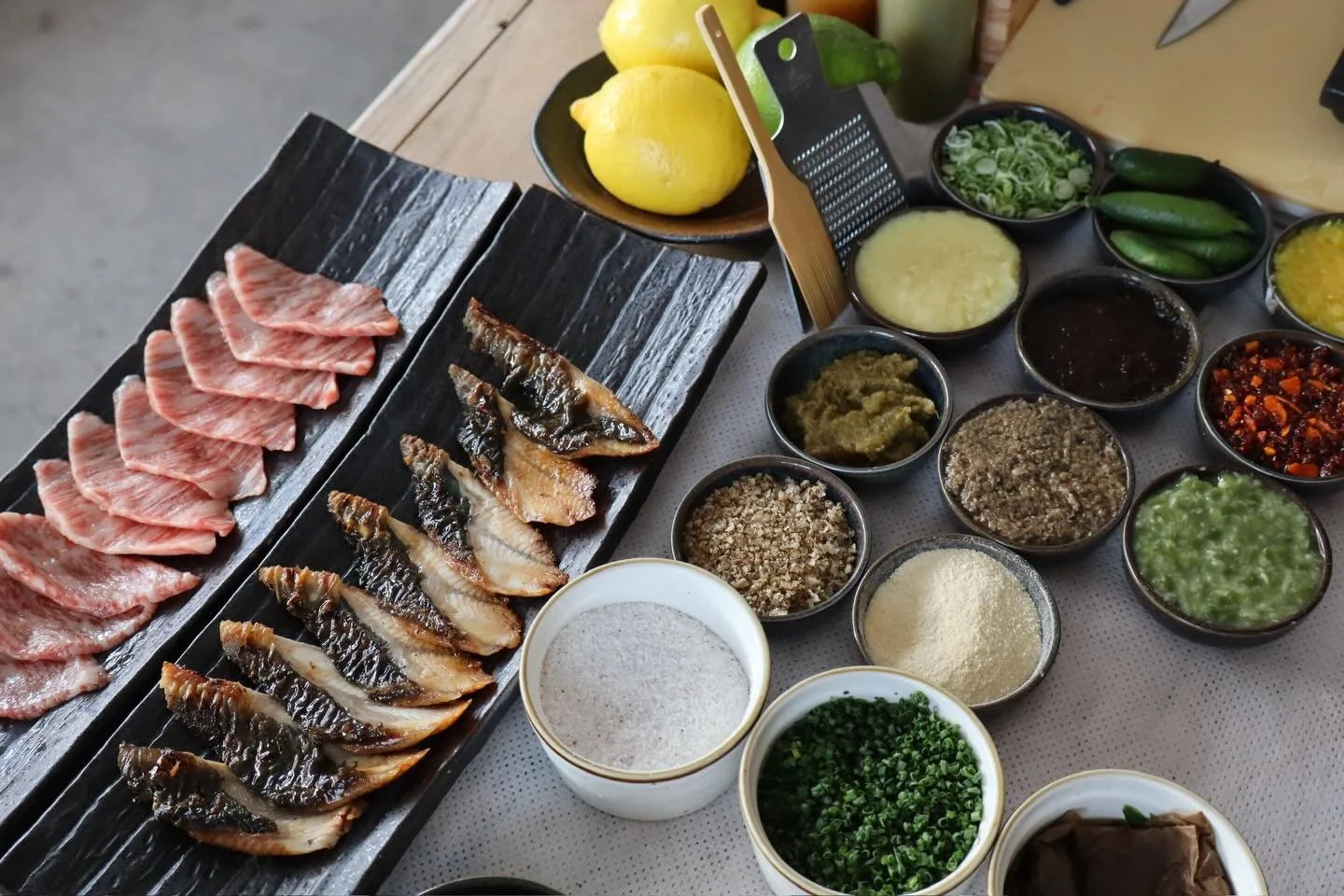 our omakase collaboration returns for the holidays on december 3rd 🥢 a 15 course evening with @tenhomakase 🍣, an elevated &amp; intimate way to celebrate this time of year. 

two seatings, limited seats, reserve in stories &amp; bio 🎟️