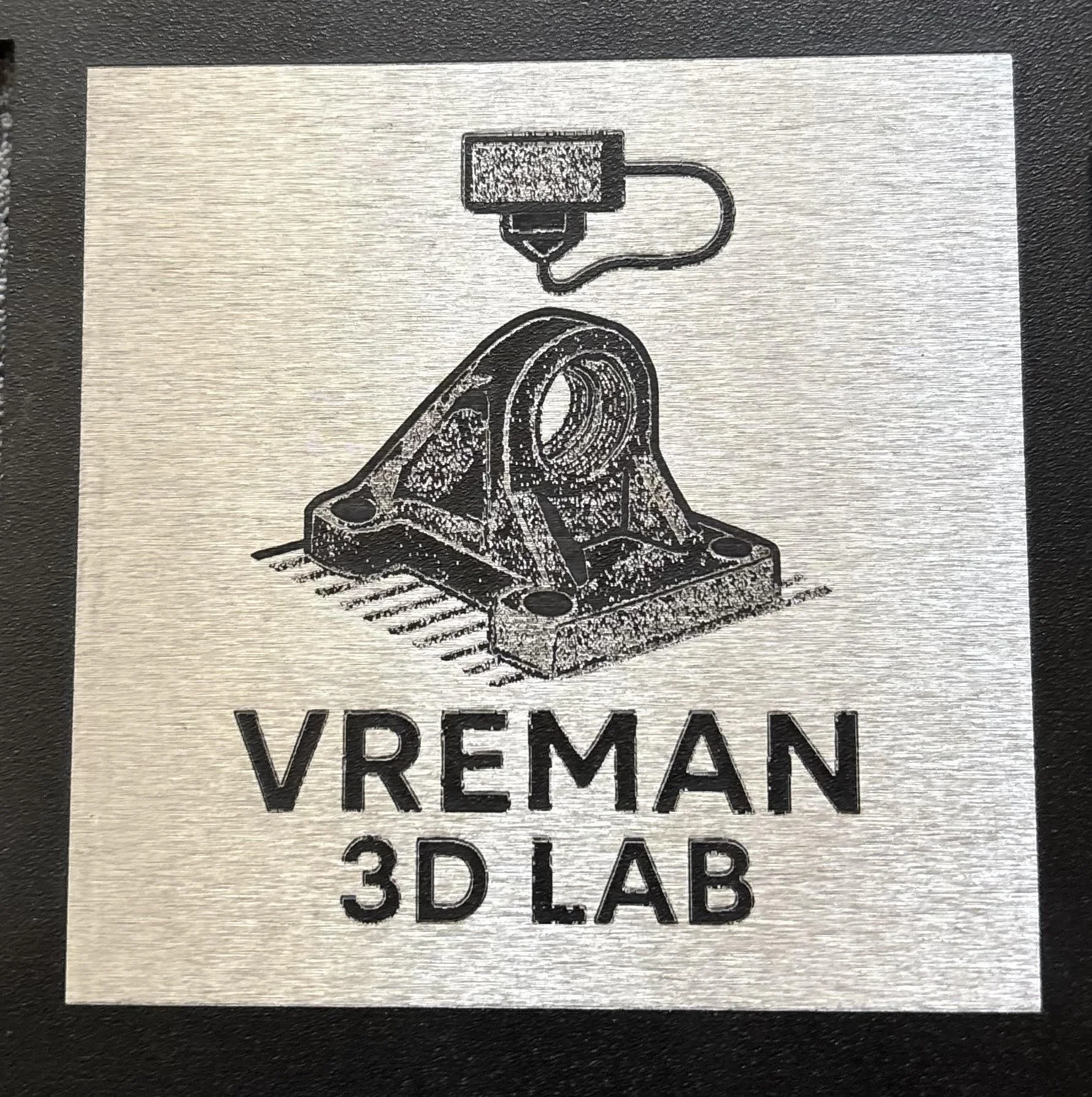 Vreman 3d Lab Logo Engraving.jpg