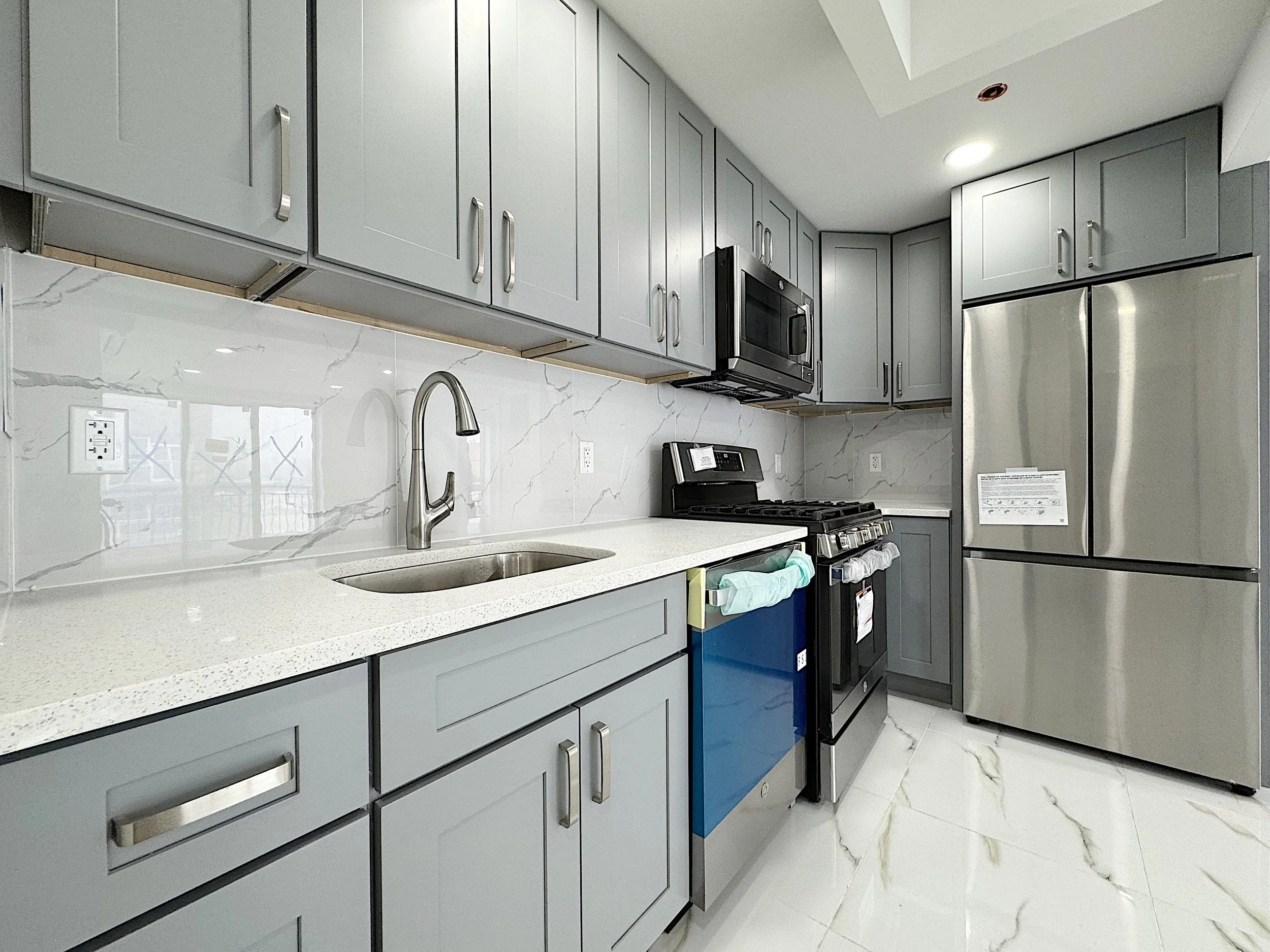Kitchen right (2).jpg