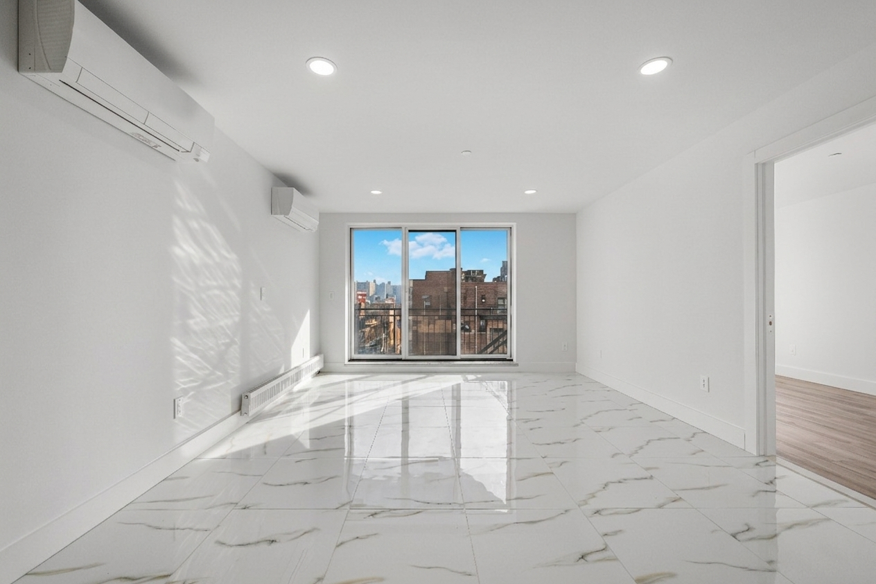 Livingroom Middle.png
