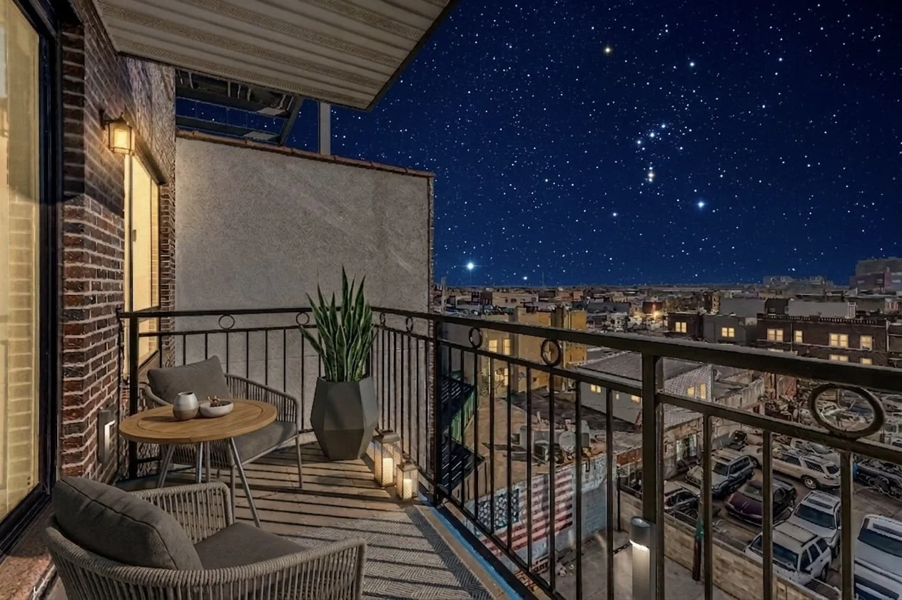 Balconly L Night.jpg