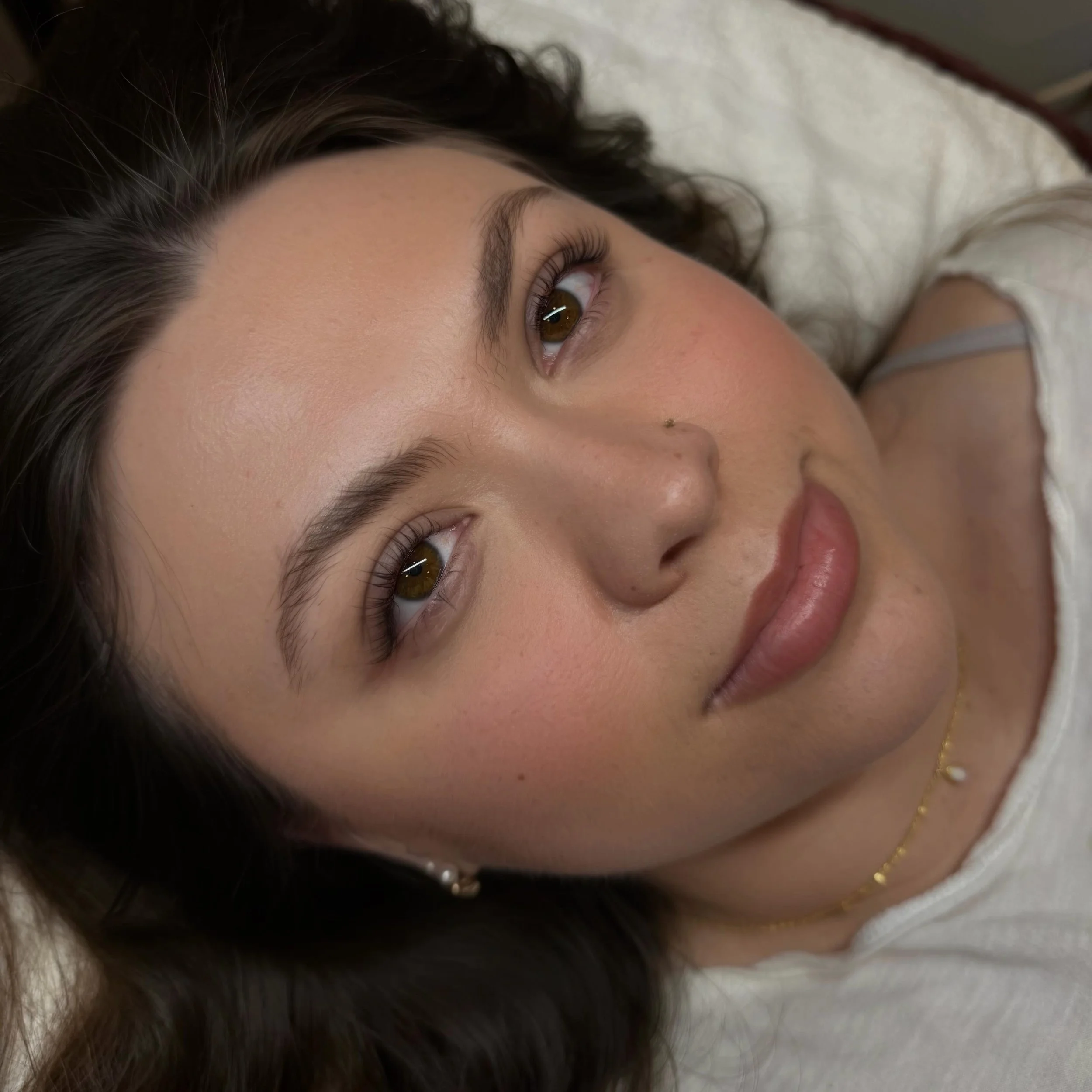 Nothing feels better than a fresh lash lift 🤌🏼

The perfect service for my natural girlies✨

#koreanlashlift #lashlift #esthetician #venturaesthetician
