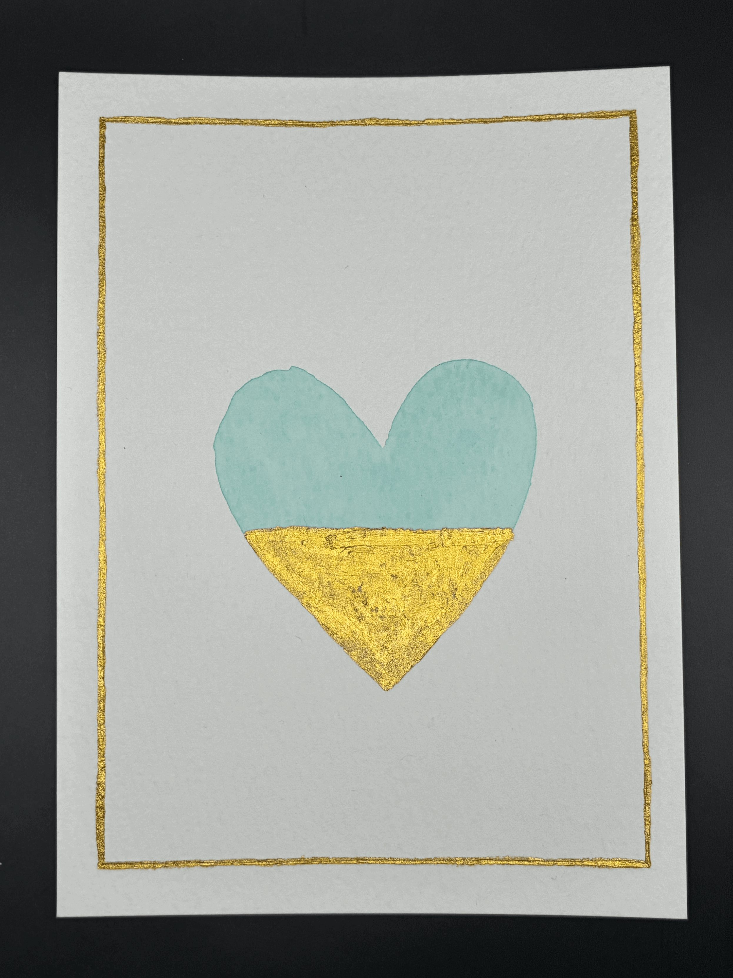 Light blue heart (gold)