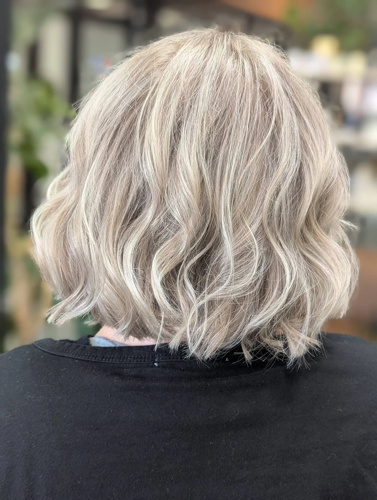 #ashblonde #ellahuangbanffhairstylist#banffhairstylist