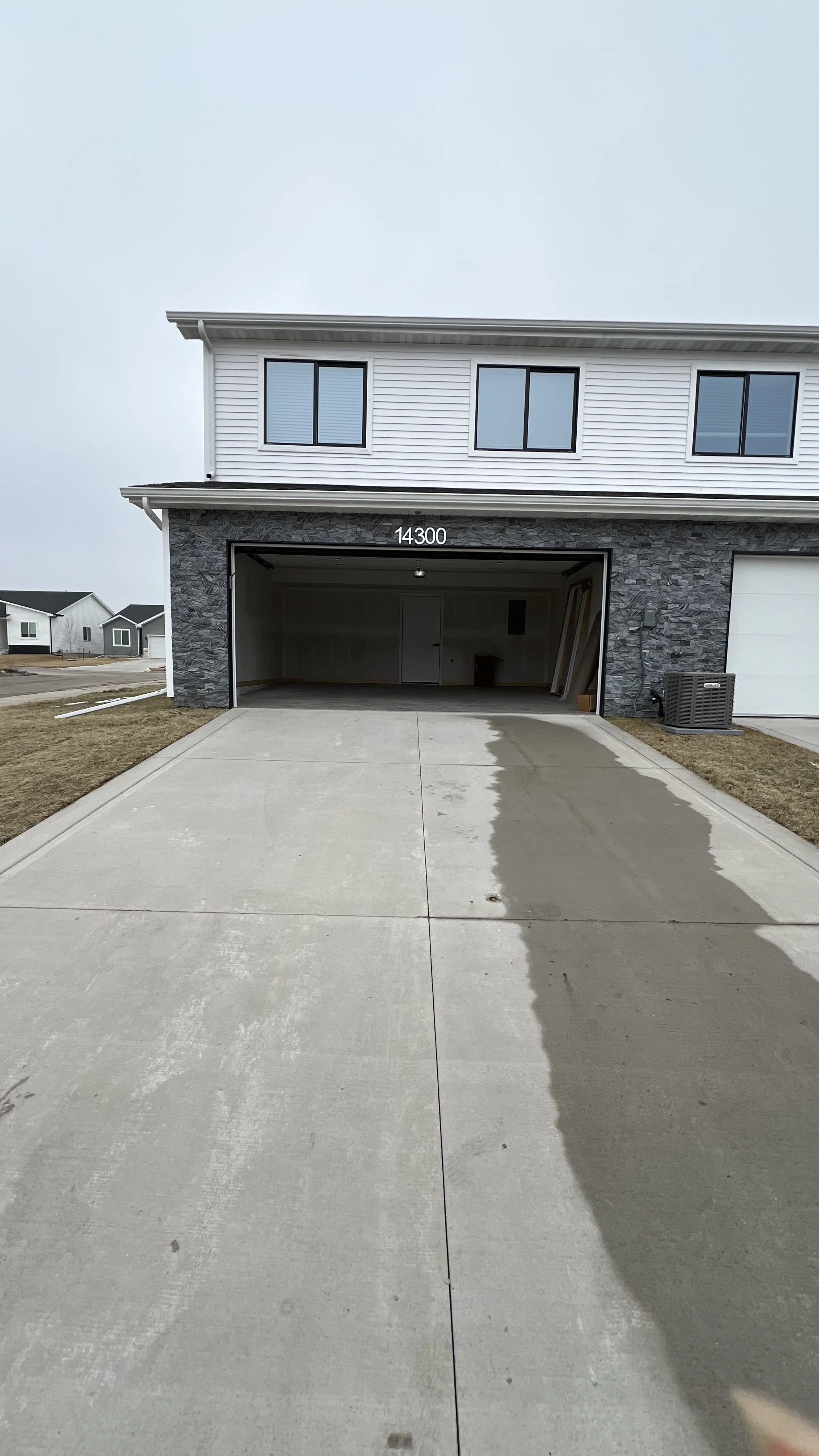 14300 Spring Brook Trail Urbandale, IA 50323