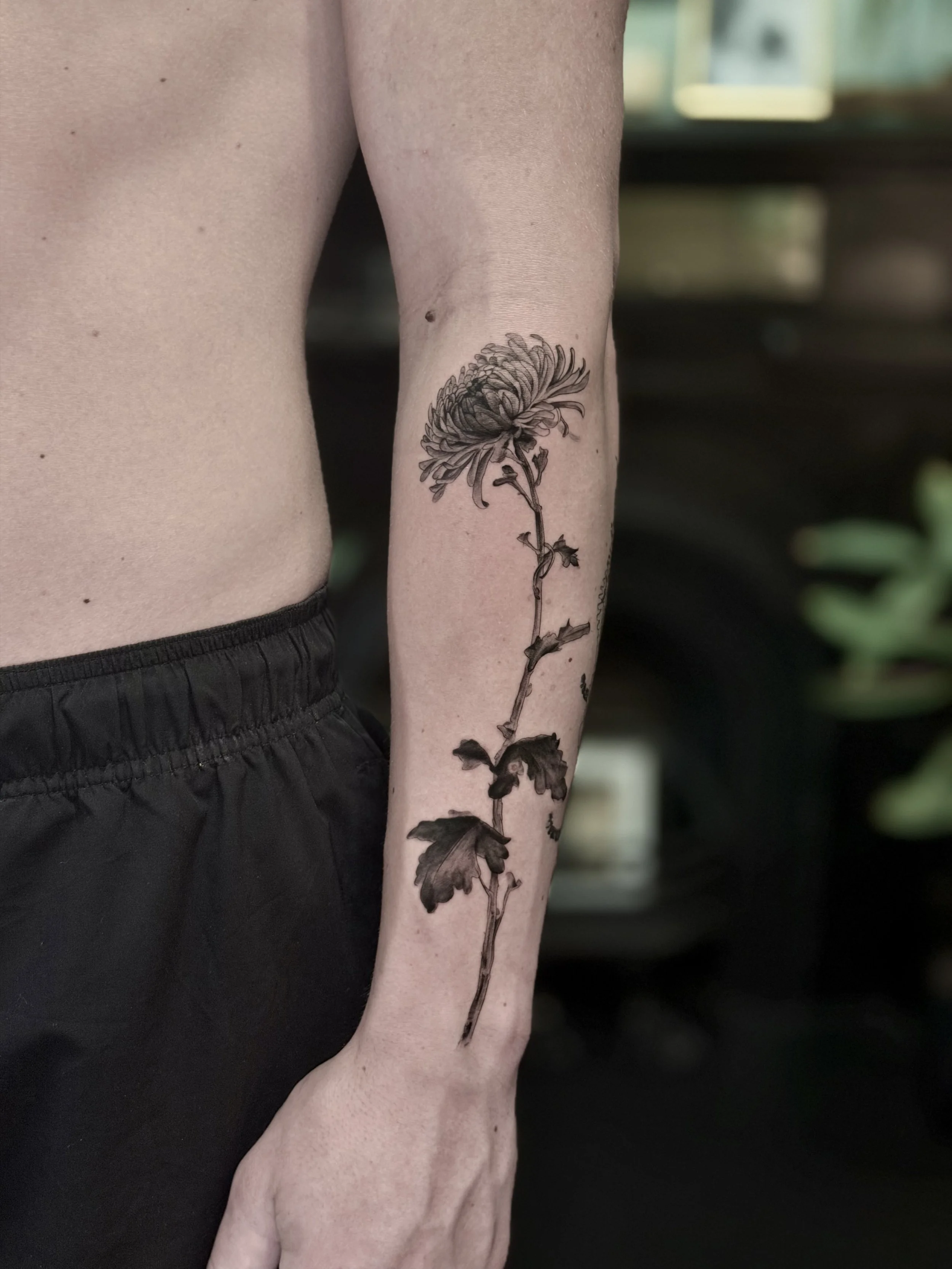 Artist: Safak— floral arm piece